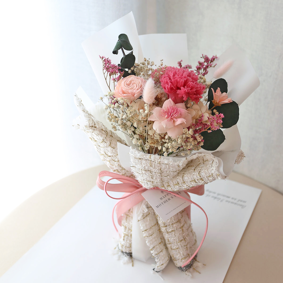 G42｜小香風康乃馨提袋花束