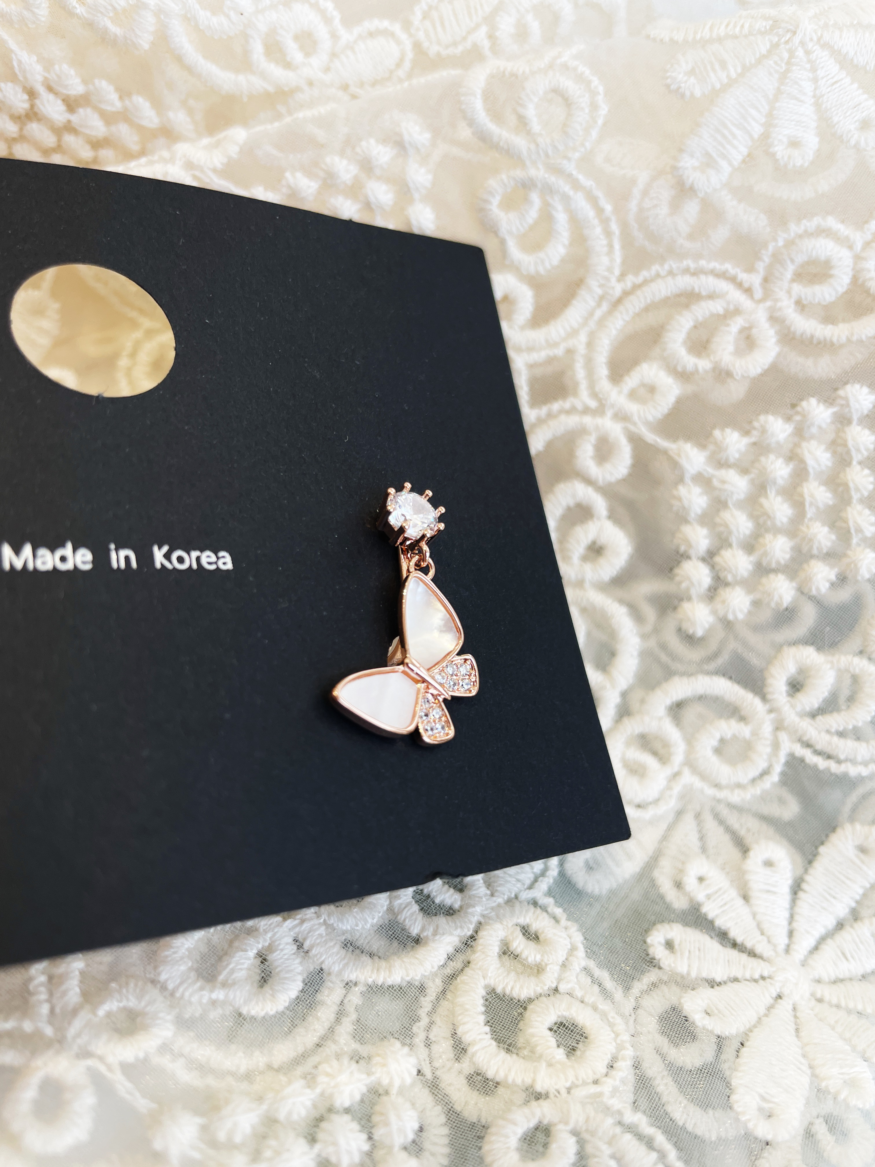 AC099 Glitters Butterfly Ear Clips