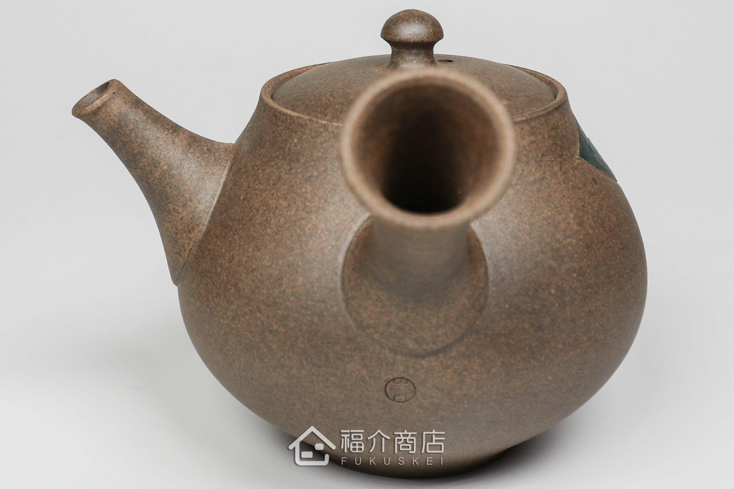 泡茶用的日本陶瓷茶壺