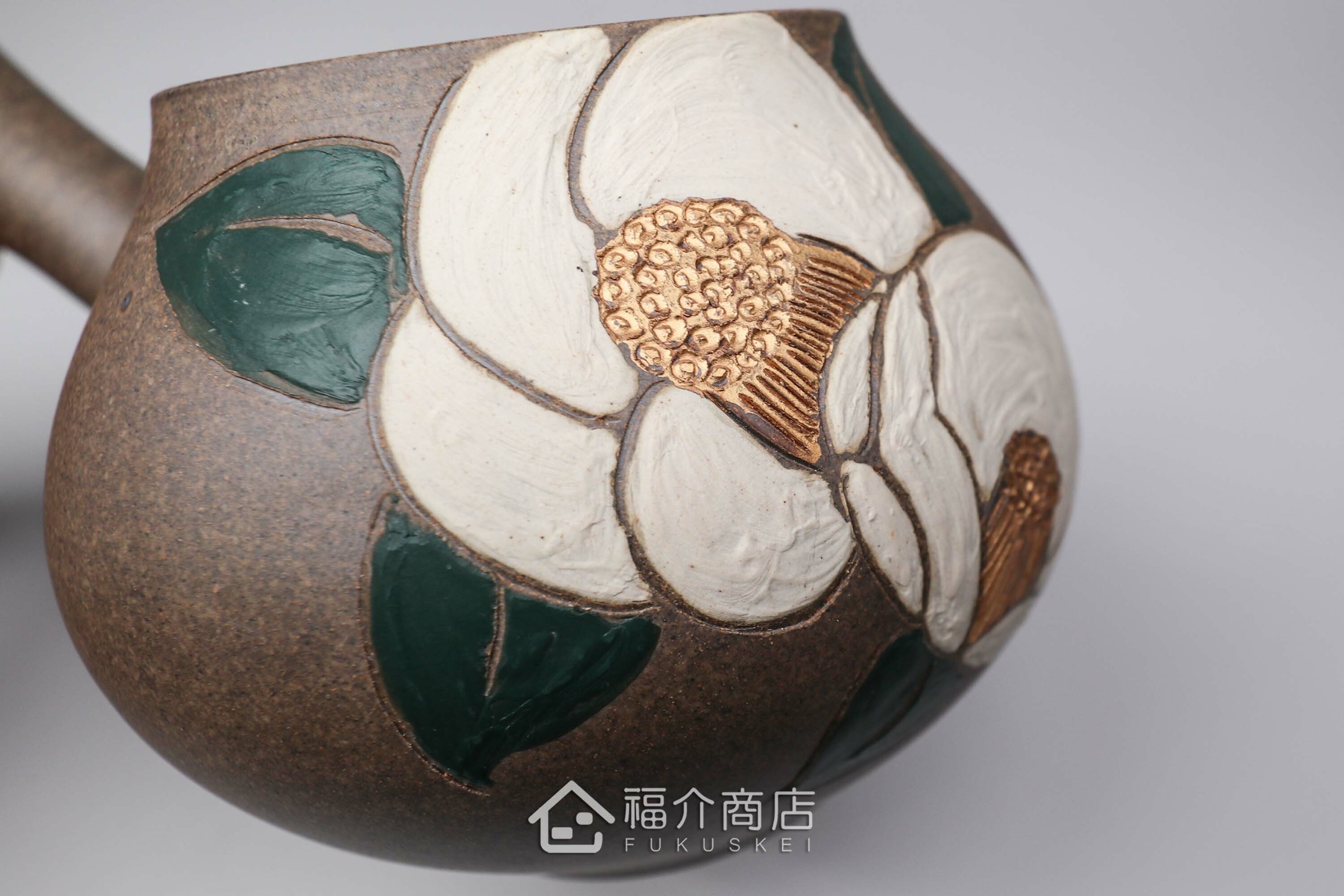 泡茶用的日本陶瓷茶壺