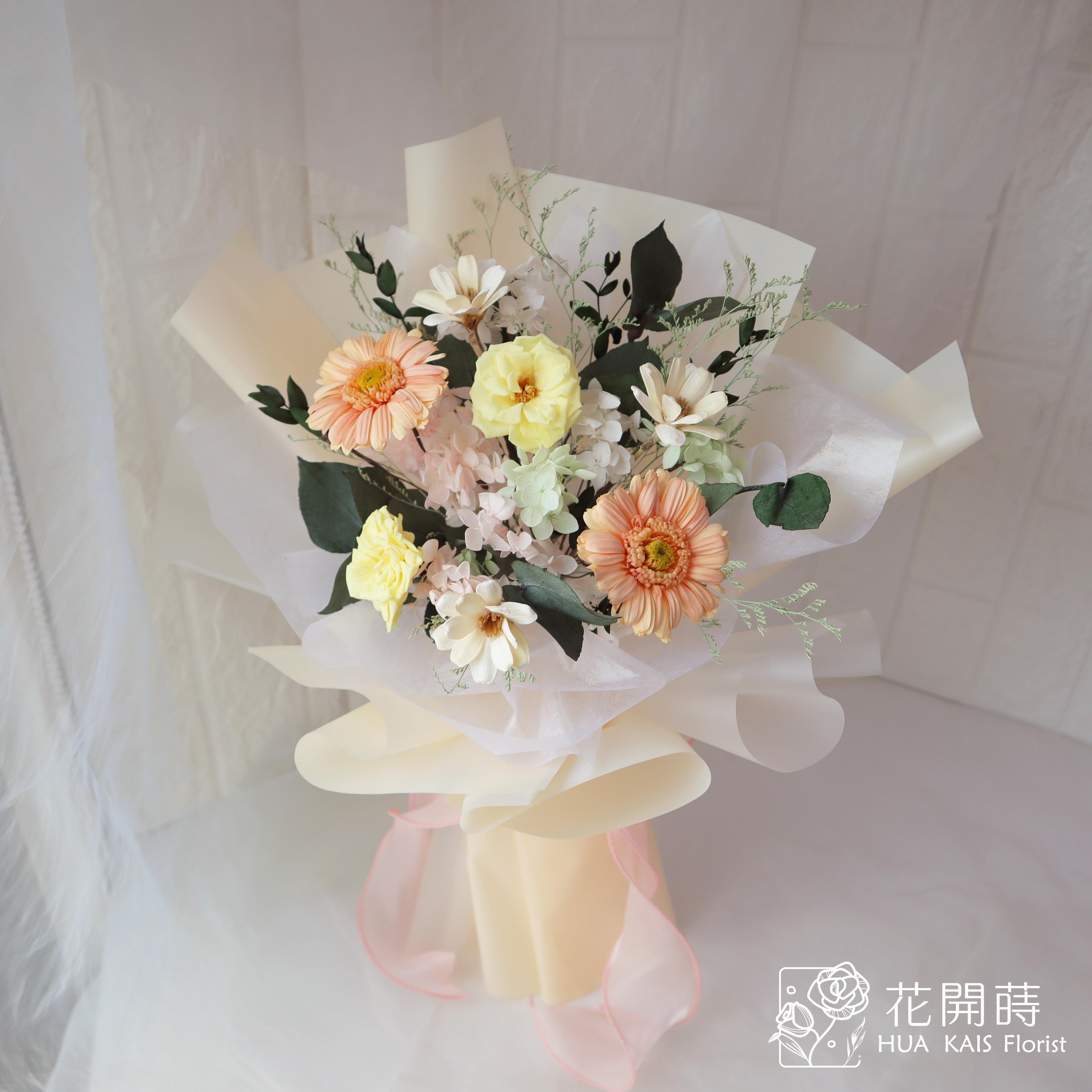 永生花束|淺淺的微笑XL永生花束|告白花束|情人節花束|畢業花束|登記花束|永生花|非洲菊花|太陽花