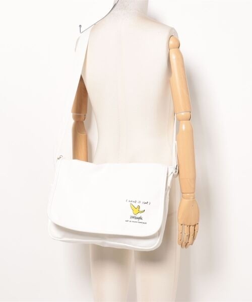 What it isNt) Art by Mark Gonzales / Messenger Bag