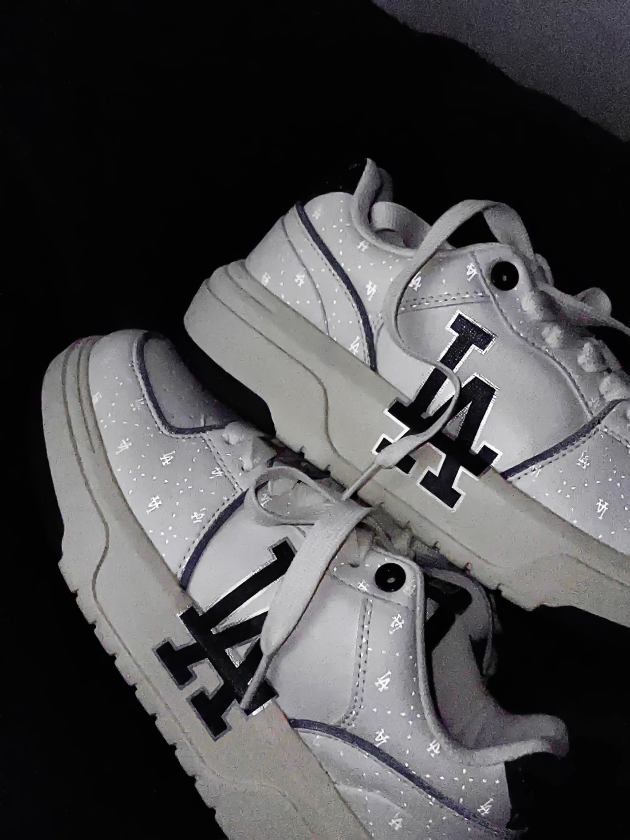 MLB Chunky Liner系列 LA 洛杉磯道奇隊 滿天星 反光 海軍藍 奶油底 學長鞋 情侶鞋 3ASXCBO3N-07NYD