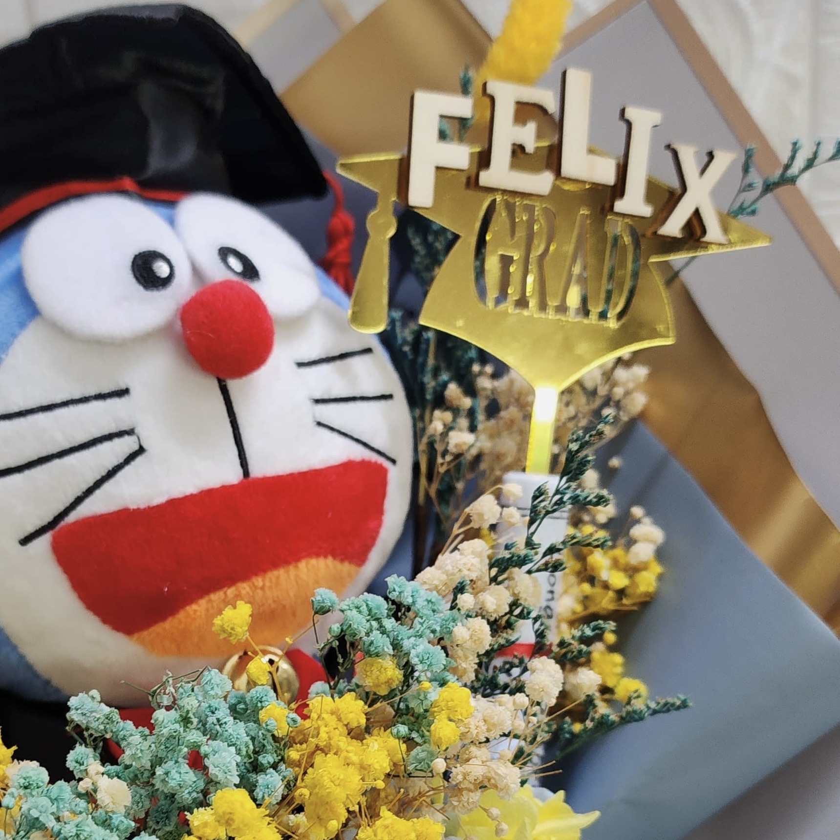 畢業花束 (GM10) *卡通公仔由客人提供