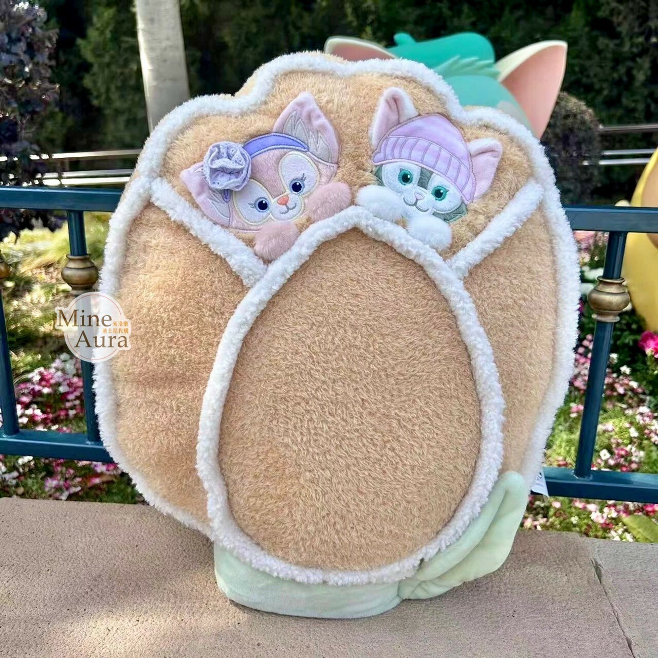 (限時特價) 2024 春日 達菲 Duffy 與好友們系列 造型 抱枕 靠墊 枕頭 -上海迪士尼樂園