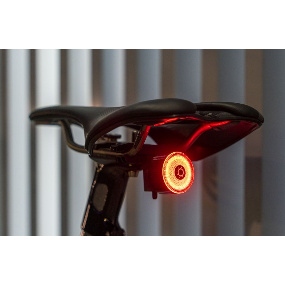 現貨【GACIRON】加雪龍 LOOP-100 磁吸智慧煞車尾燈