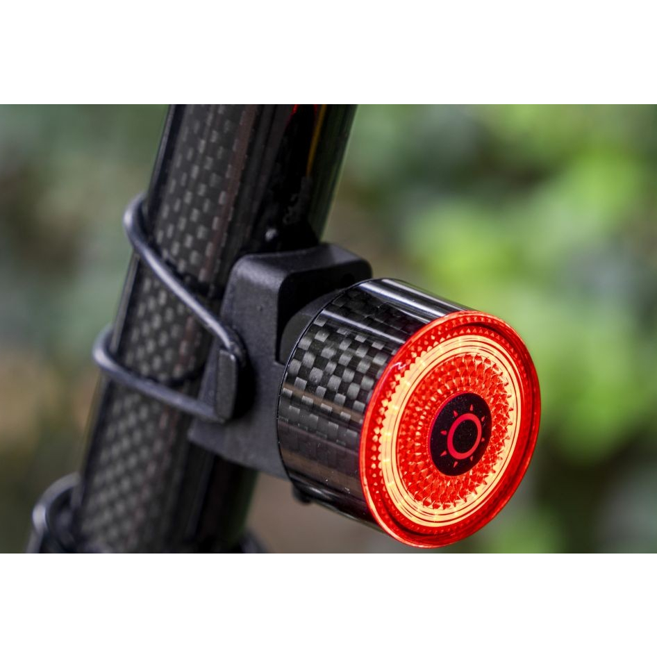 現貨【GACIRON】加雪龍 LOOP-100 磁吸智慧煞車尾燈