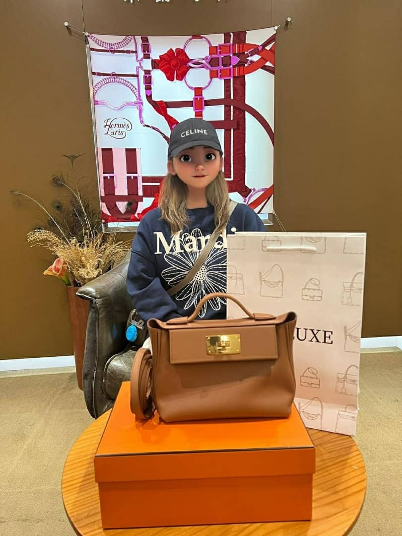 【 感謝支持 】爽快靚靚來pick up 2424 mini金金🐫🔑 最美美拉德色係🍁 靚靚上身一定好睇👀 多謝你嘅支持與信任🫶💪