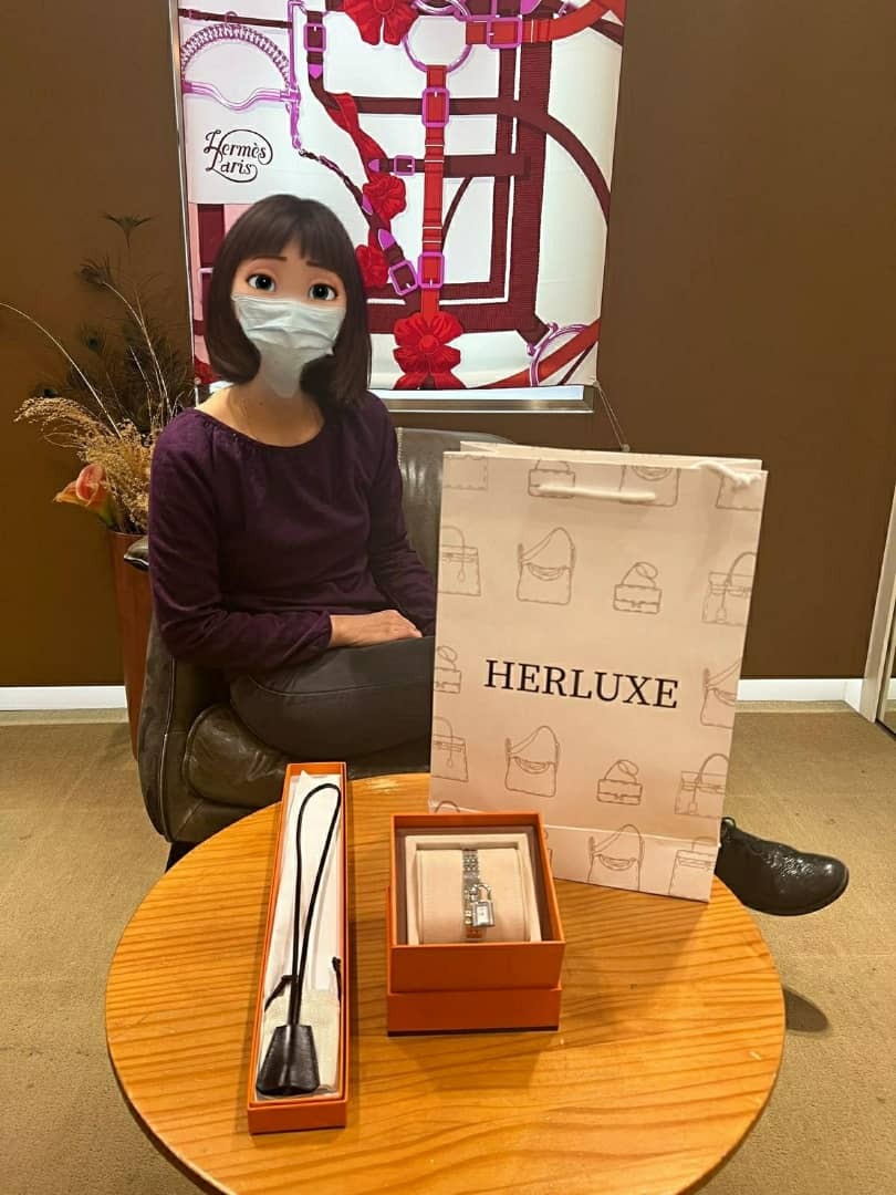 【 感謝支持 】爽快靚靚來pick up 鑽石Kelly watch🥳 靚靚買到呢款新款好開心❤️ 仲讚我哋各方面都做得很好👍🏻 多謝你嘅支持與信任🫶💪