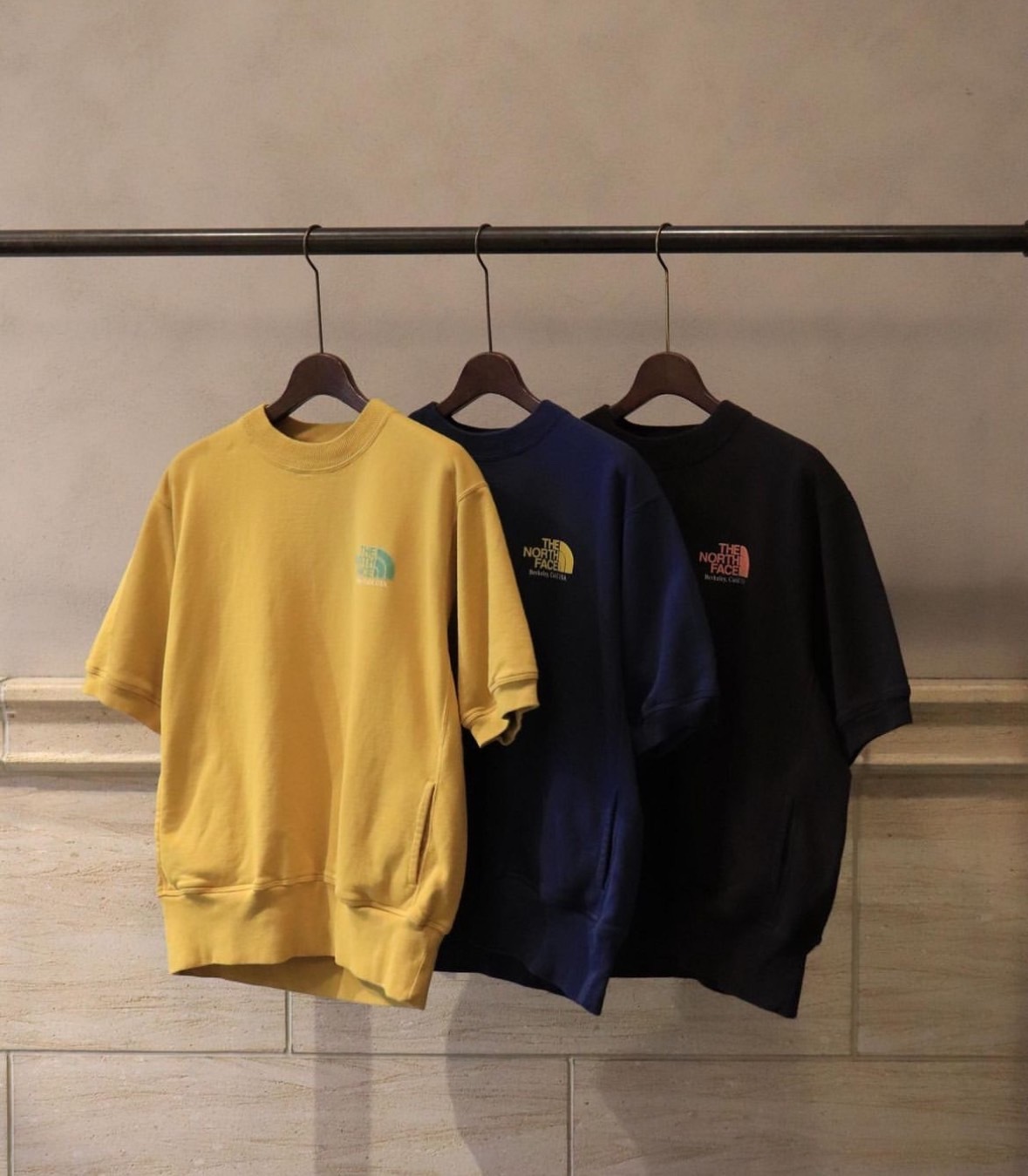 日本 TNF 紫標 Field Short Sleeve Sweatshirt