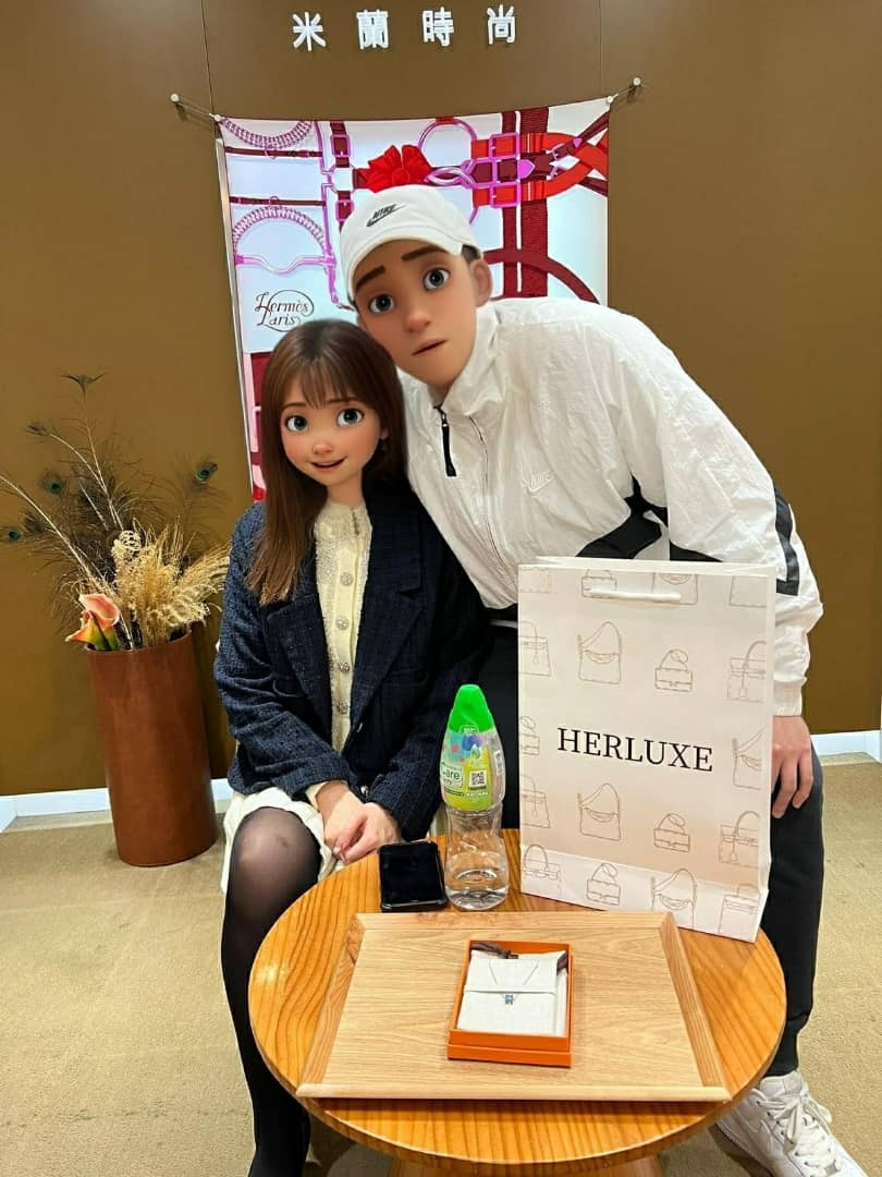 【 感謝支持】型男先生同靚靚來買mini pop h頸鏈⛓ 呢款藍色比較特別D😍 開心埋單帶走🎉 多謝你哋嘅支持🫶