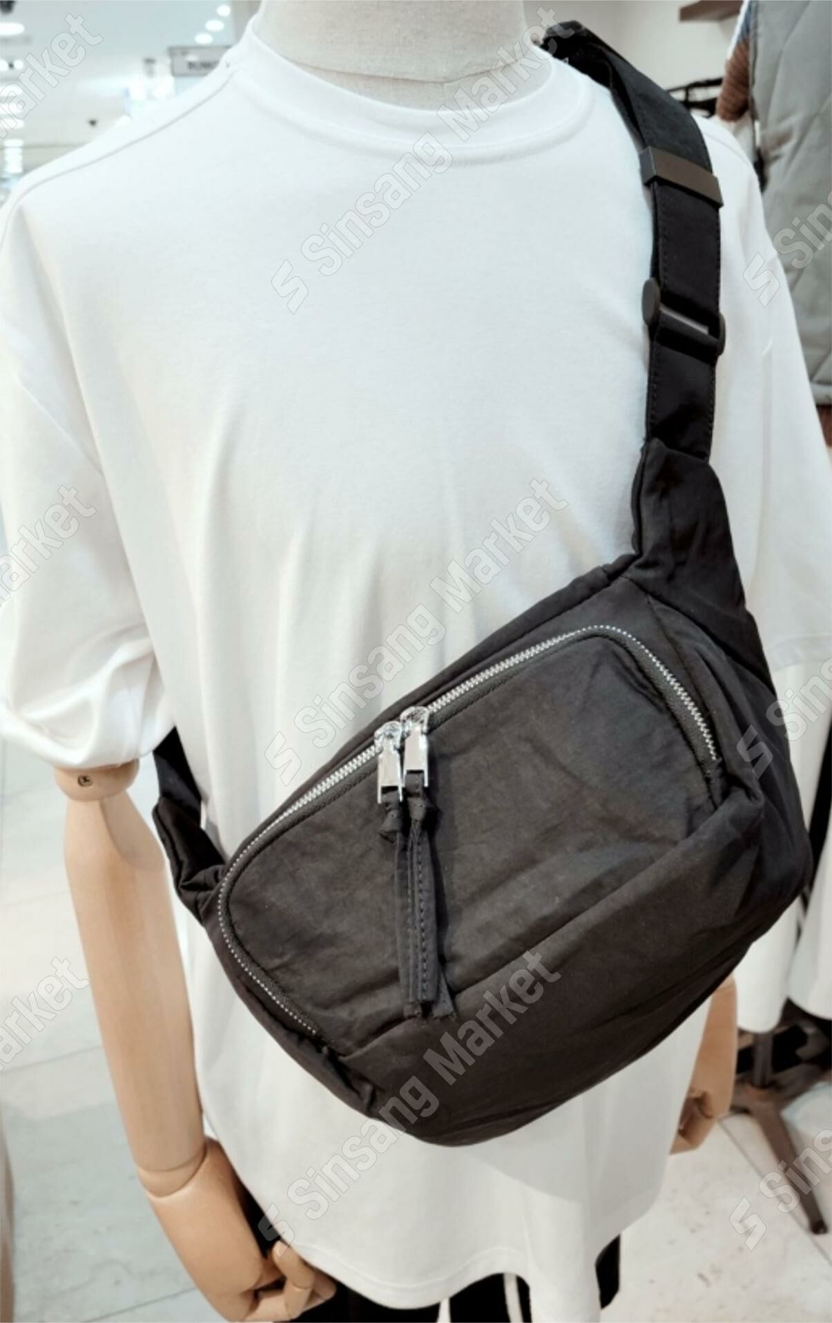 方形尼龍單肩包