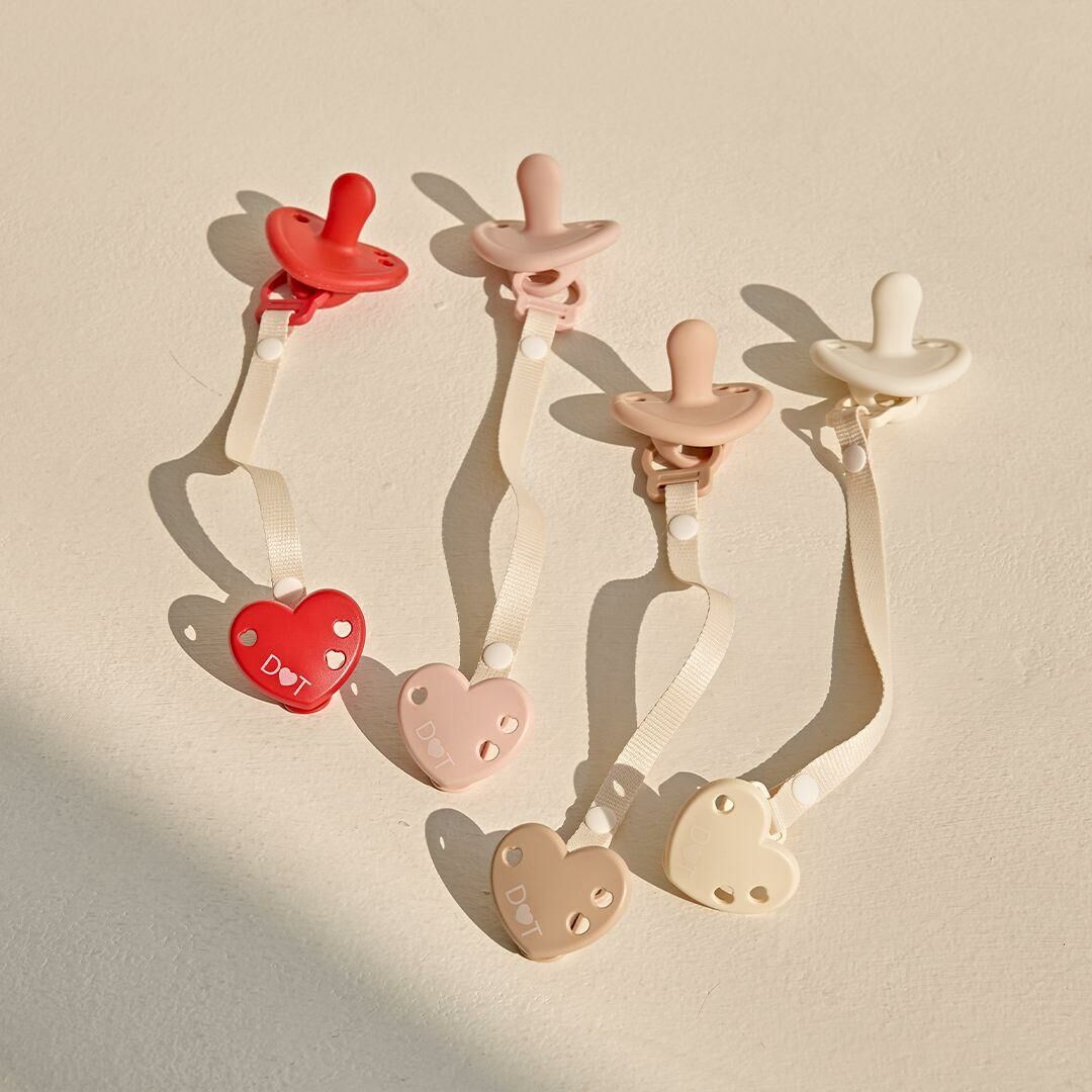 愛心奶嘴夾(附贈收納盒)