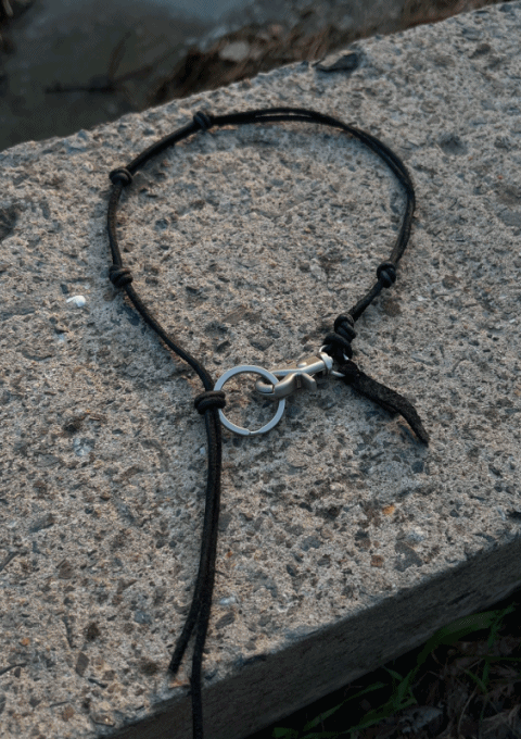 O型皮革時尚項鍊