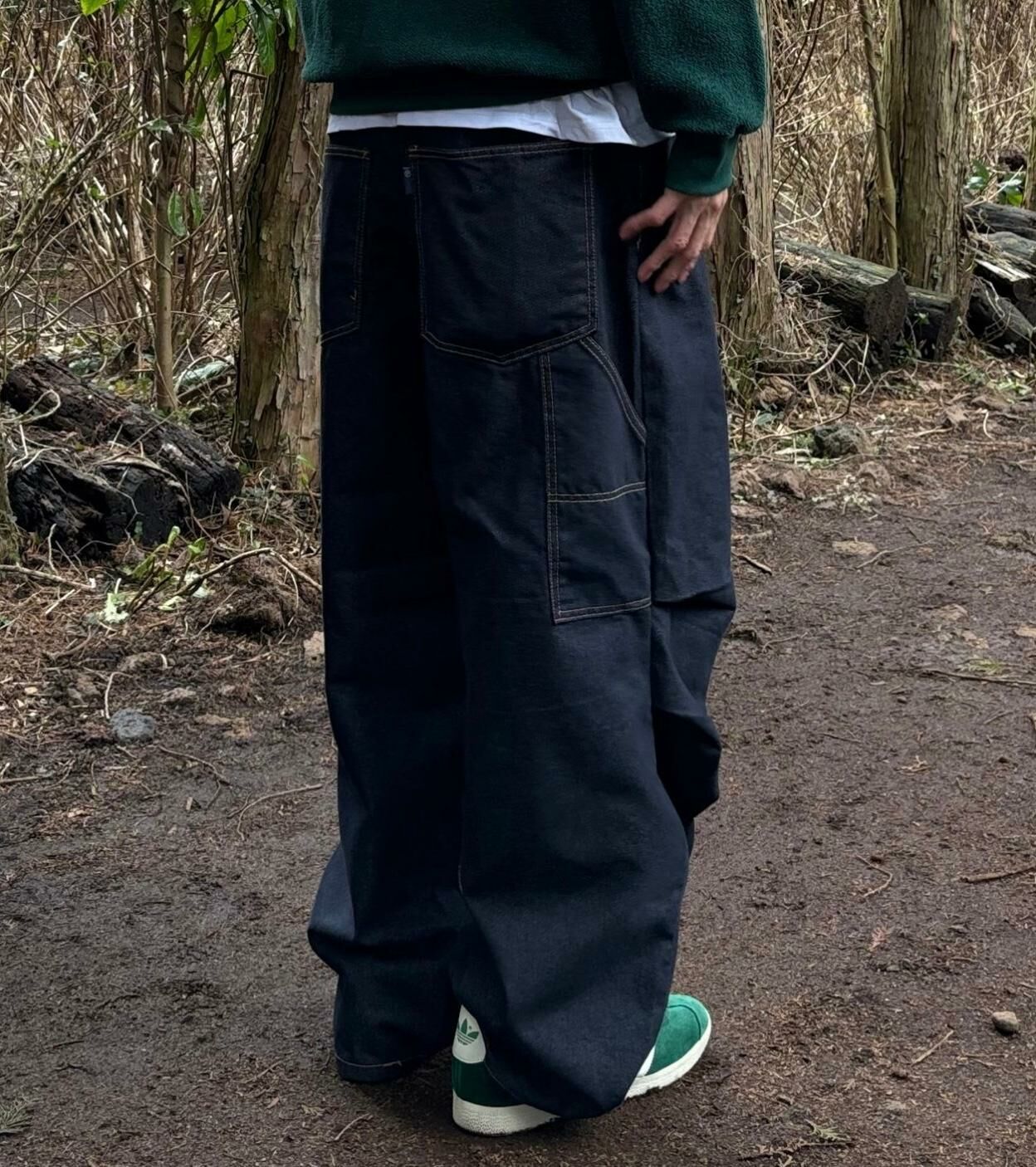 淨色鬆身牛仔褲 P2750