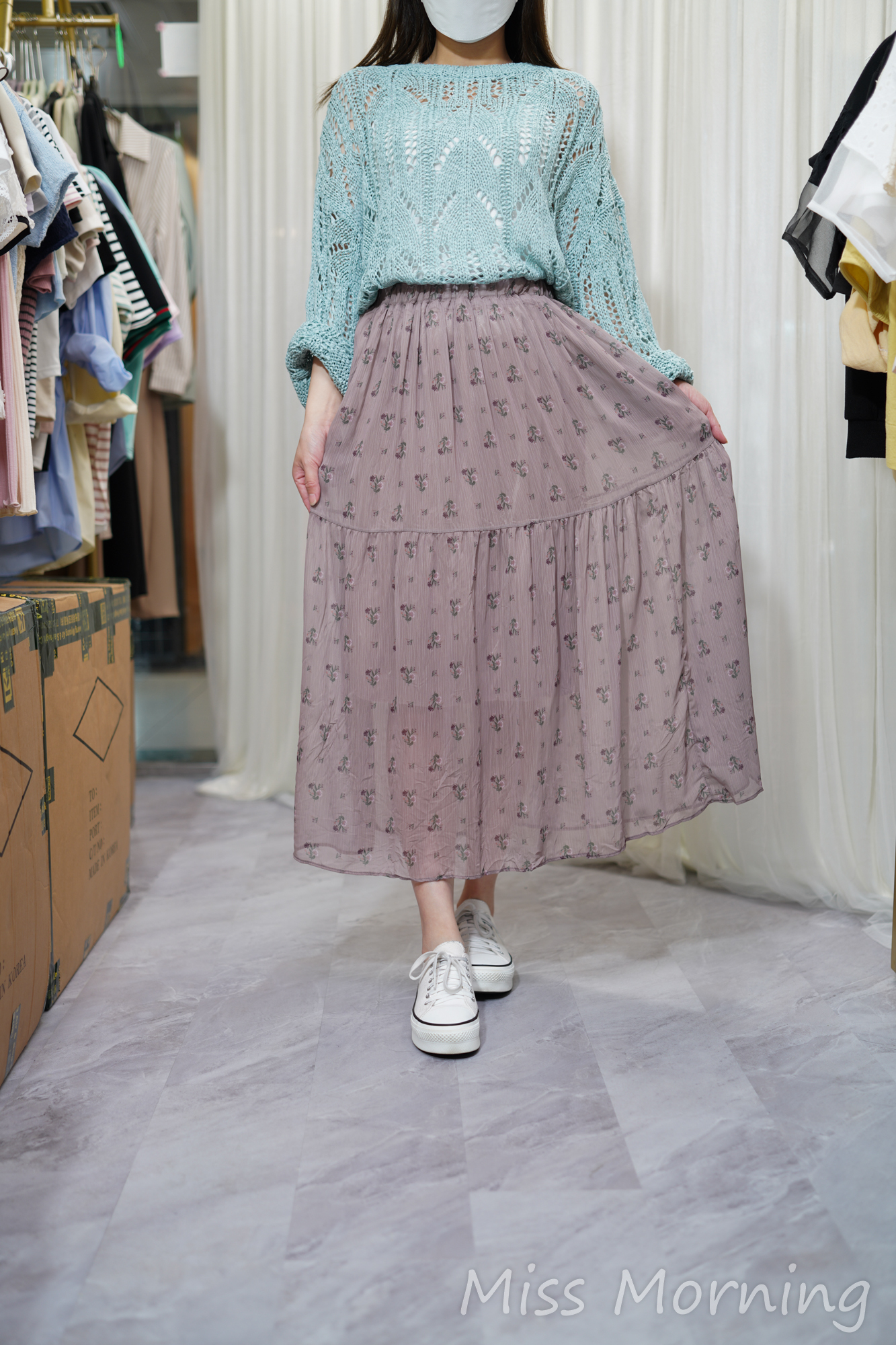 氣質洞洞Top(13788)&碎花裙(33720)