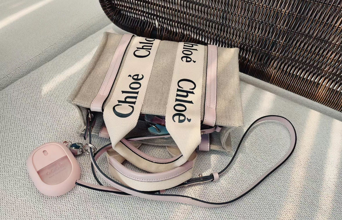 Chloe mini woody tote -M