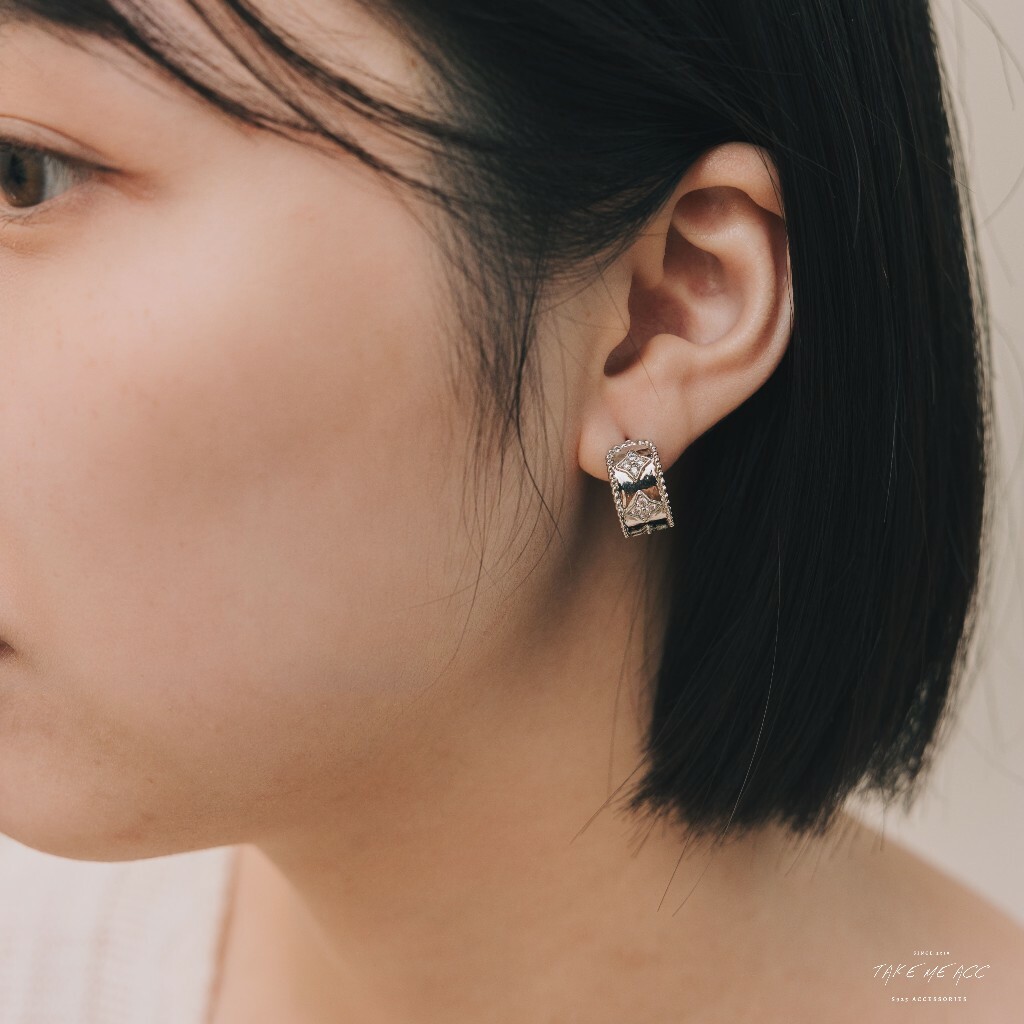 珍愛月神｜純銀針耳環