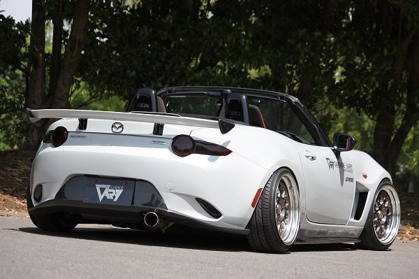 GARAGE VARY GT 尾翼 MAZDA MX-5 ND 2016-