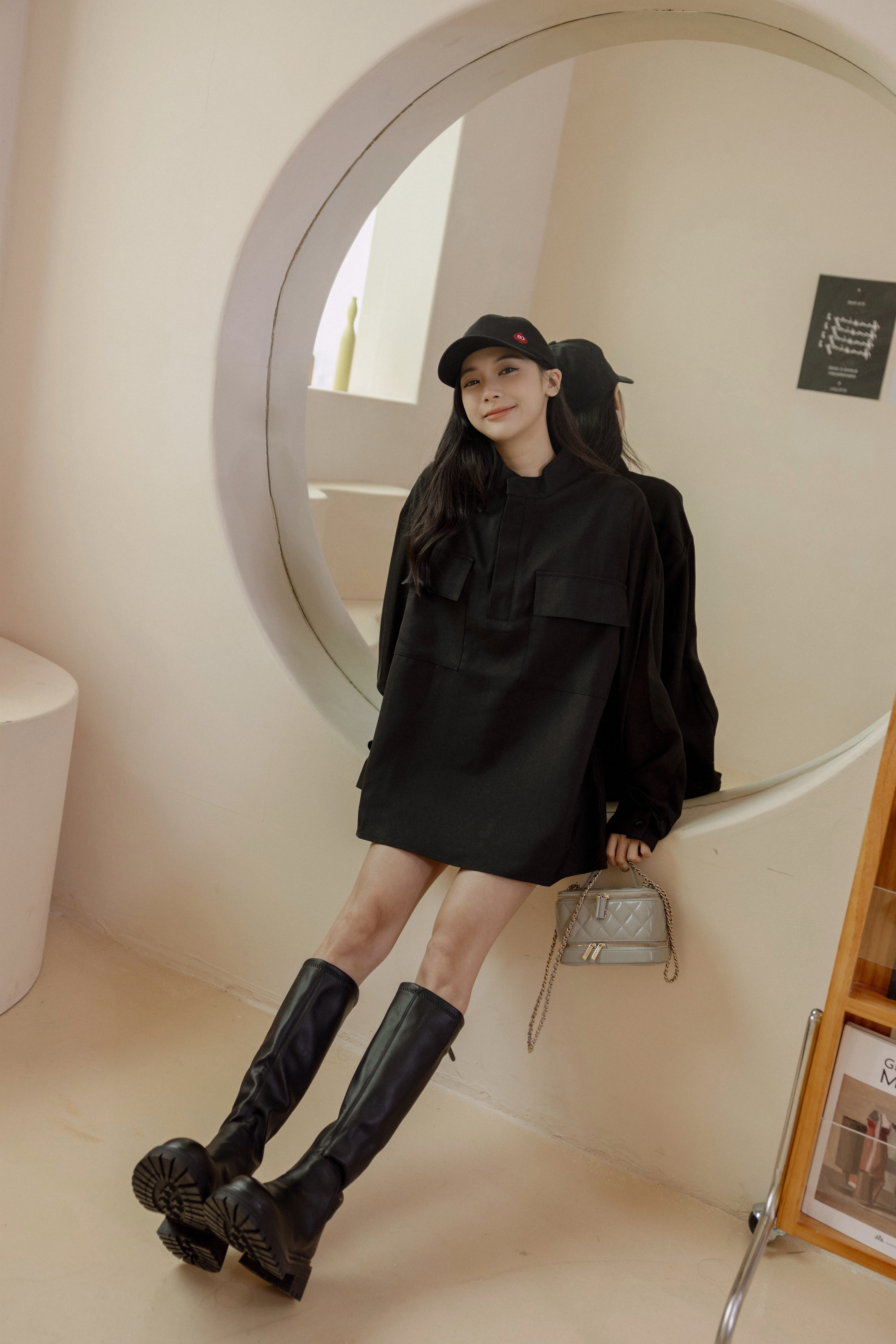 黑色雙口長版襯衫