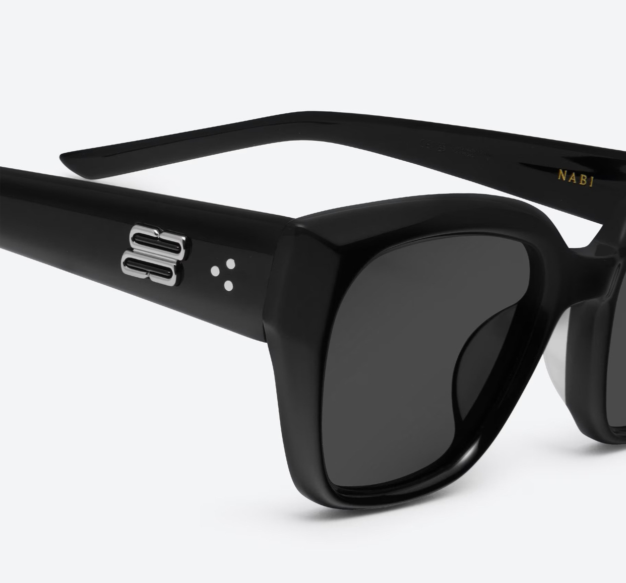 【GENTLE MONSTER】 NABI Q002GDGJT5SM_FRONT.jpg