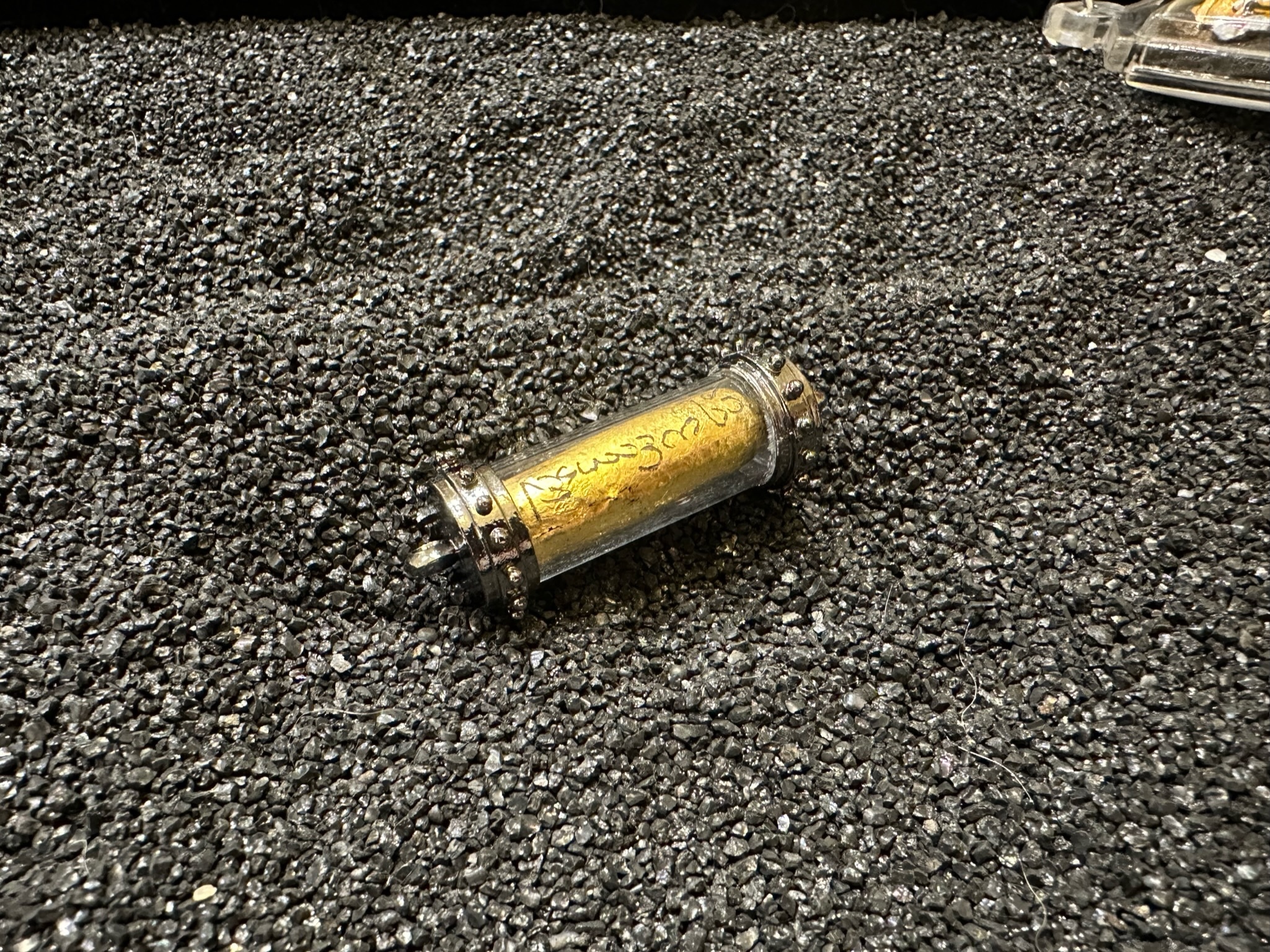 緬甸 古老法藥招財符管(T5 T420)