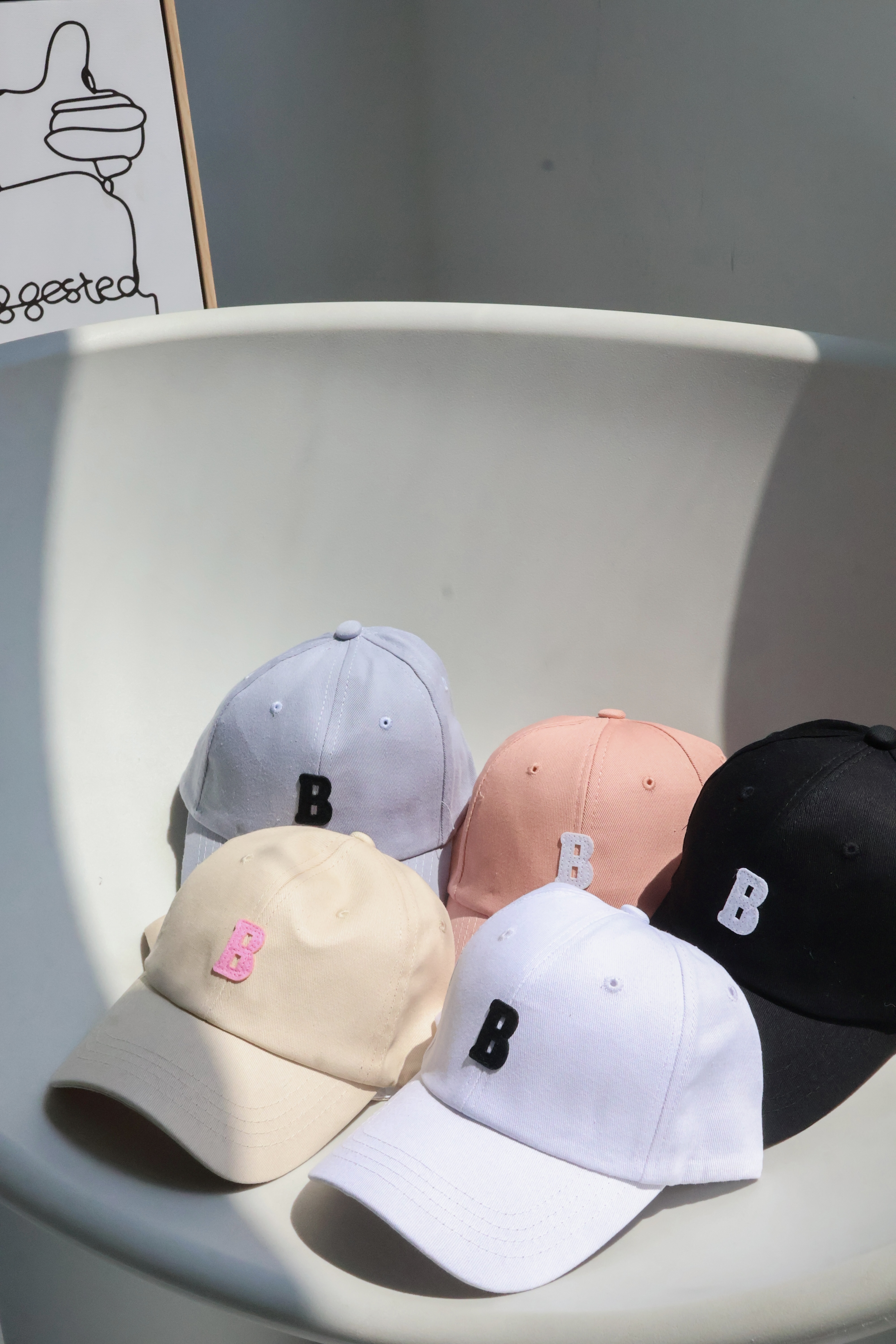 INS字母鴨舌帽🧢(可調節