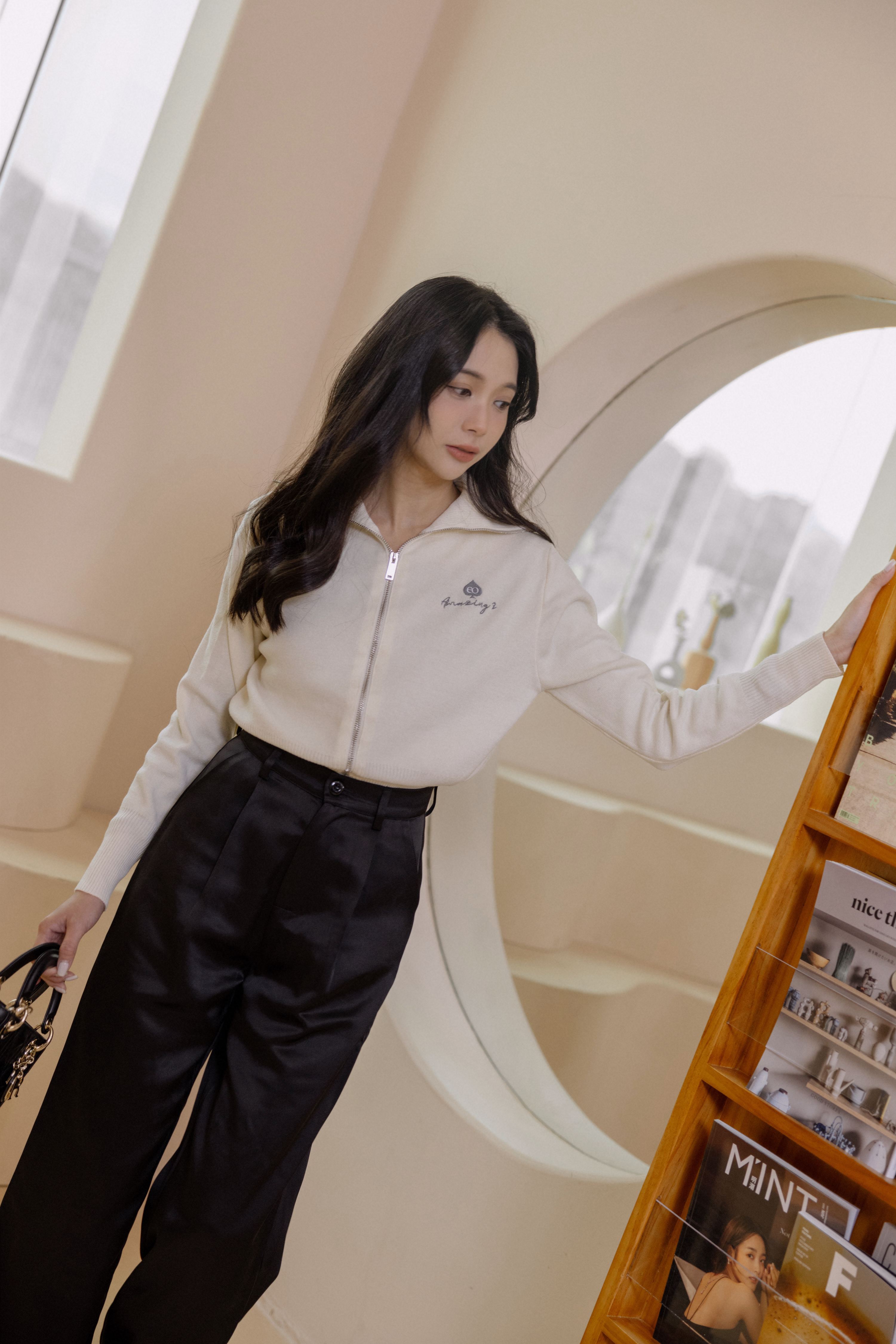 緞面涼感直筒寬褲