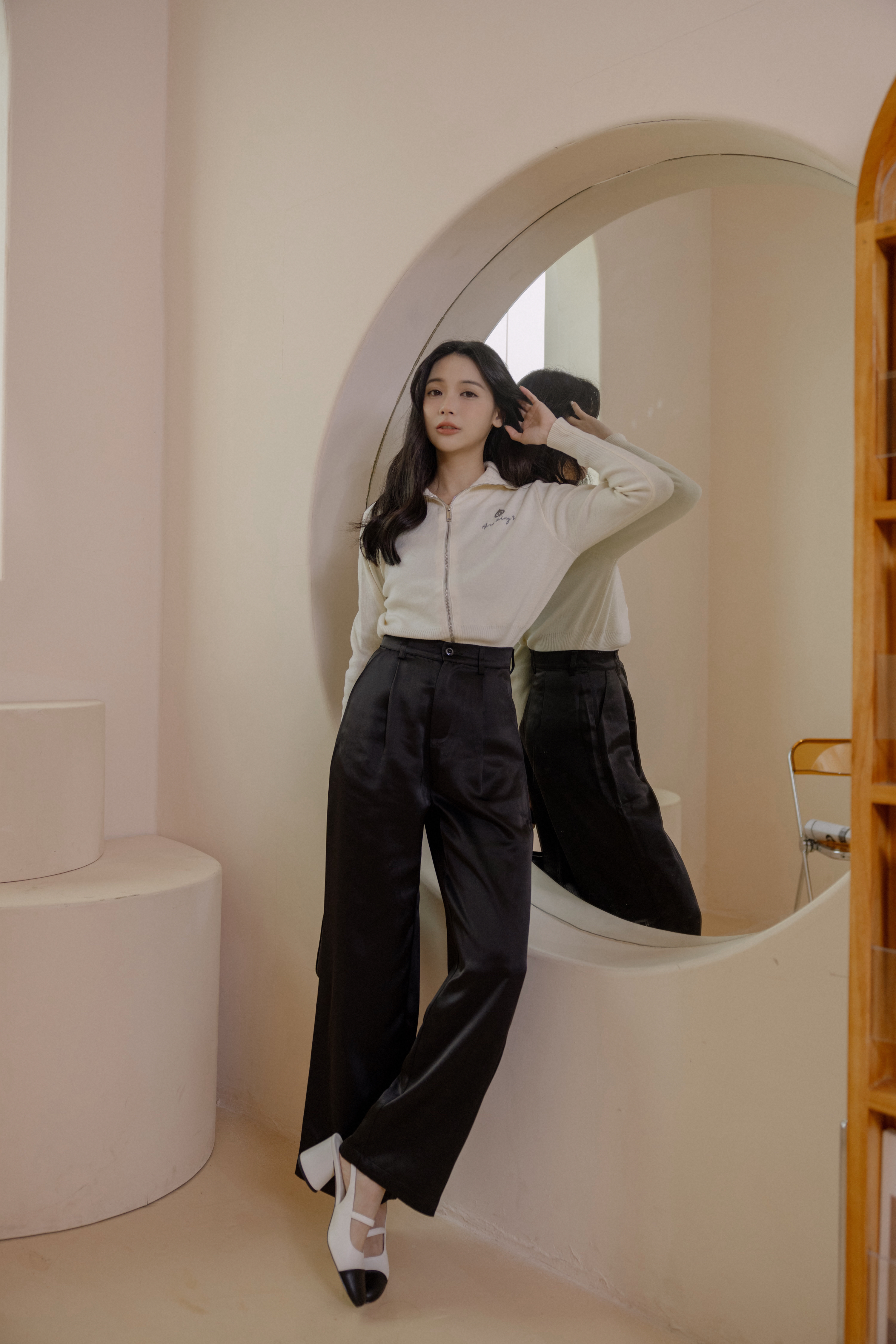 緞面涼感直筒寬褲