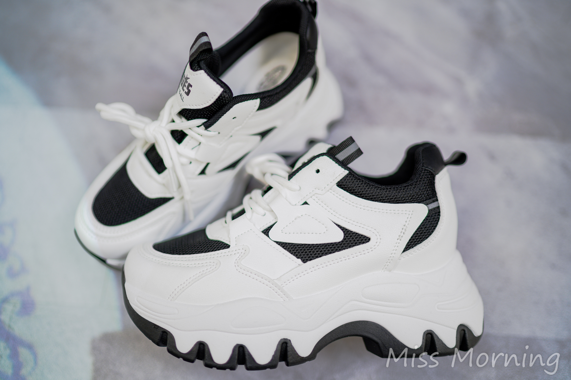 一秒增高鞋(88061)