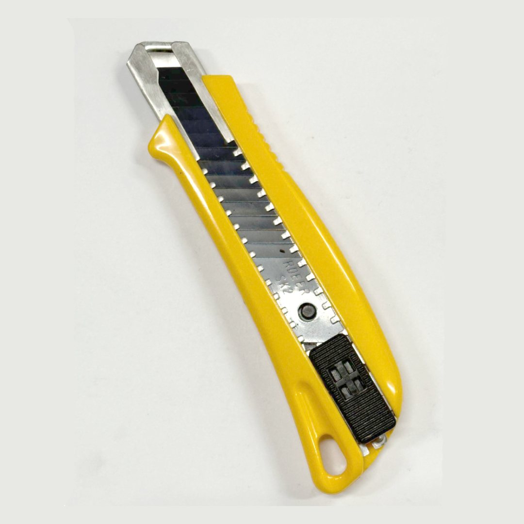 飛鹿牌 18mm 美工介刀(內含SK2刀片)