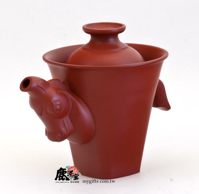 鹿港窯禮品館│意象紫砂茶壺【馬上賺錢(太極)】