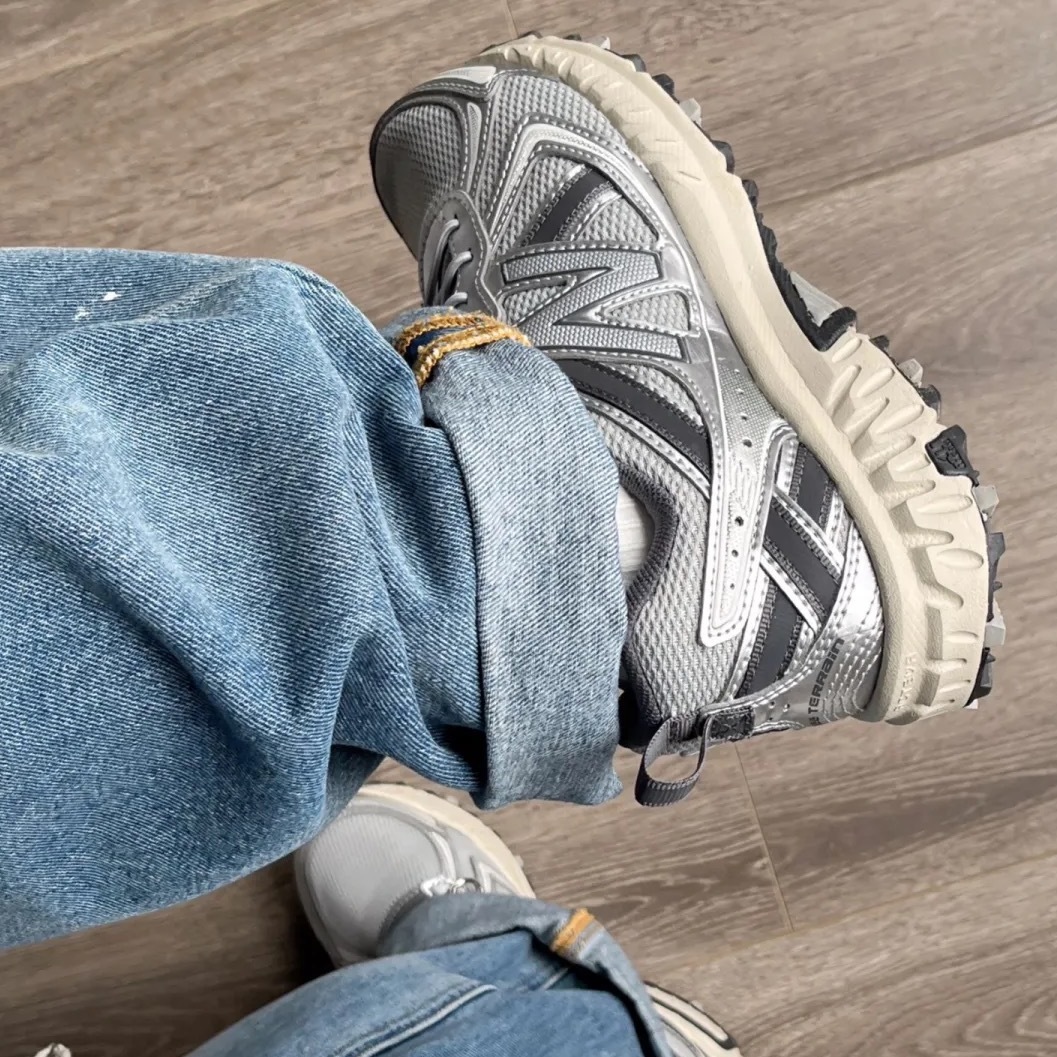 NEW BALANCE 410 V5 NB Y2K 灰銀 奶油底 千禧年 復古 反光 男鞋 MT410KR5 / 預購