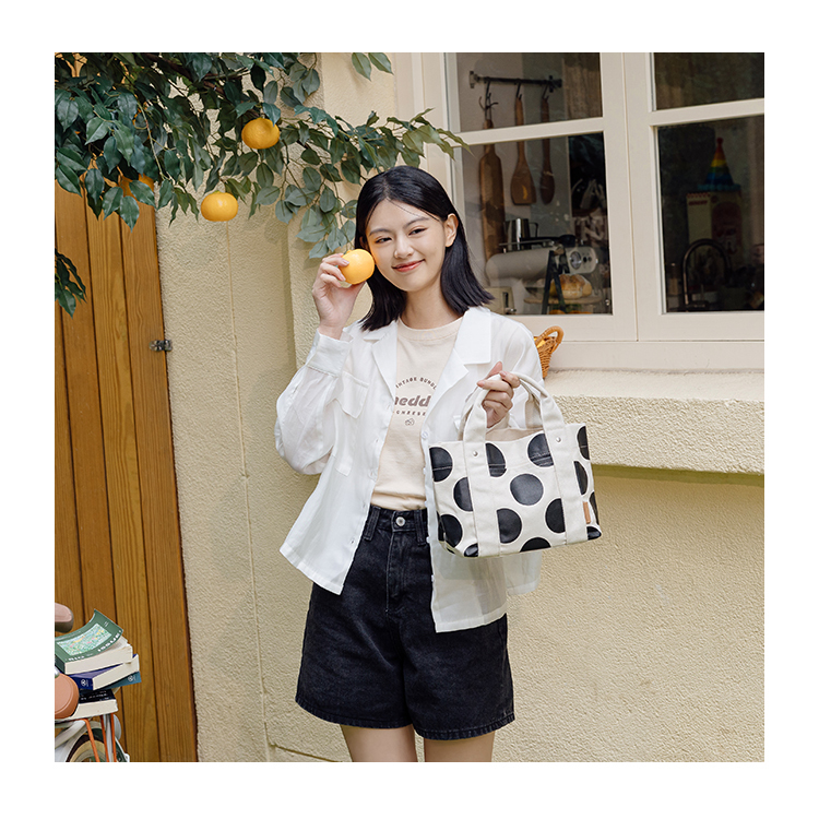 日本同步多隔層厚磅圓點帆布托特包 KIMIKO