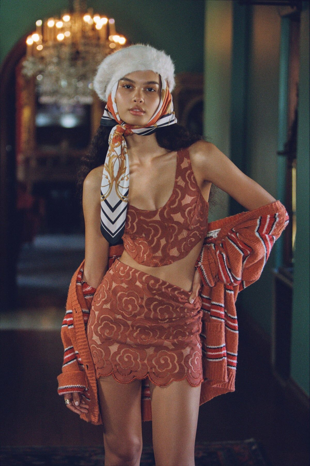 Nomi Aiko Mini Set 仿麂皮雕花套裝