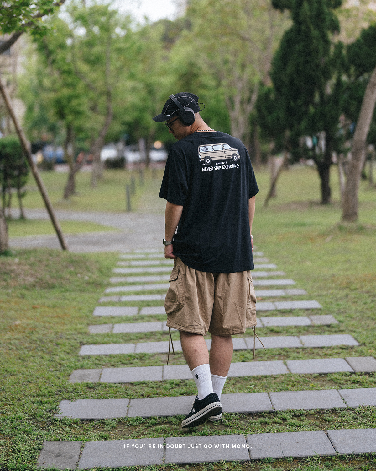 The North Face U VAN LIFE GRAPHIC SS TEE 旅行車標語短Tee NF0A88GH 3色