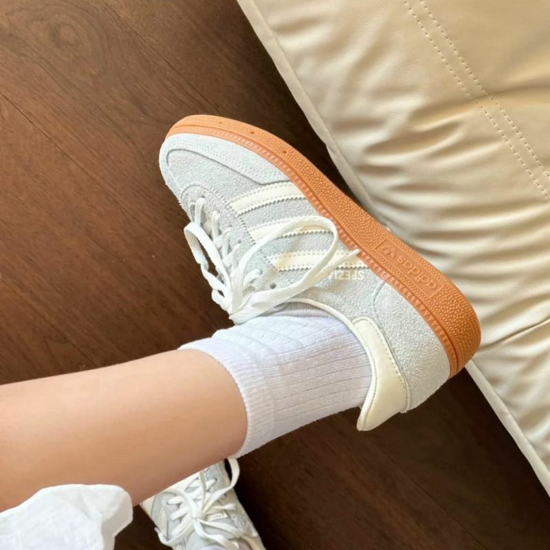 【代購】 Adidas Handball Spezial 灰白色 灰色 麂皮 焦糖底 復古 德訓鞋