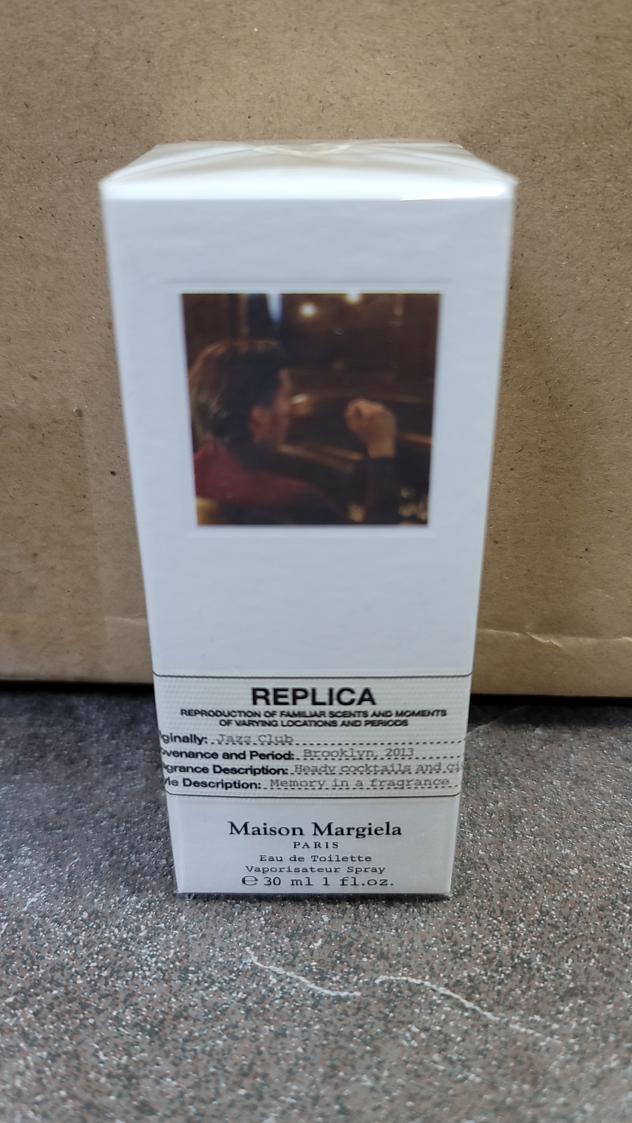 cc9946 26)  Maison Margiela Replica Jazz Club EDT 30ml