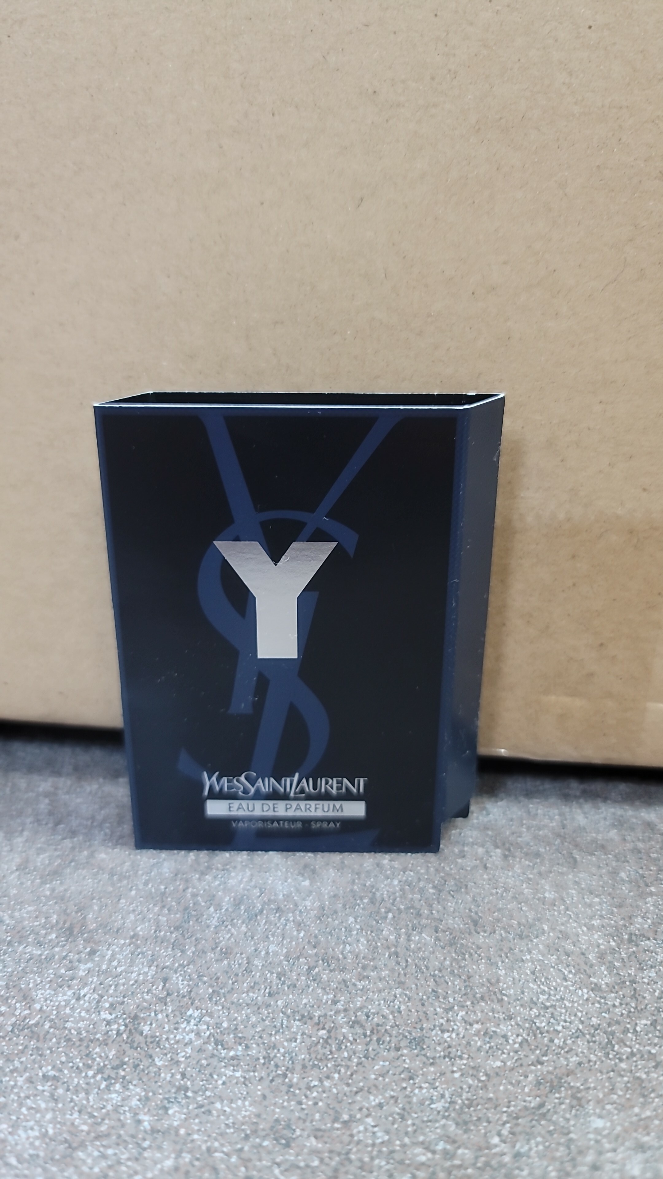 cc9952 32) YSL Y For Men EDP 1.2ml Vials