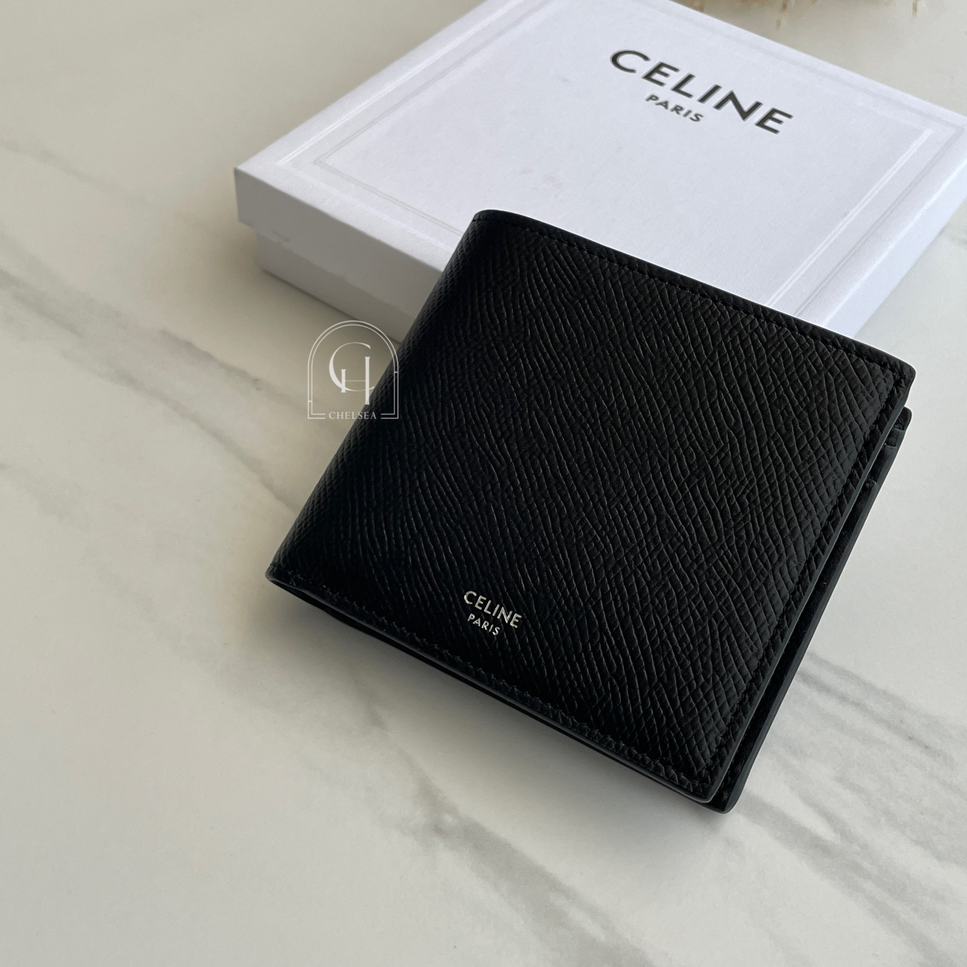 Celine 男款素面牛皮對折短夾 八卡/零錢包