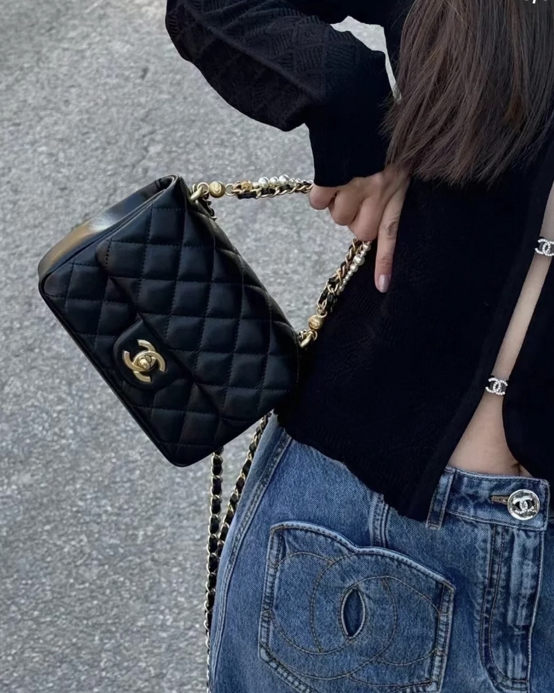 Chanel 鏈條珍珠 小號 17 cm 方胖子