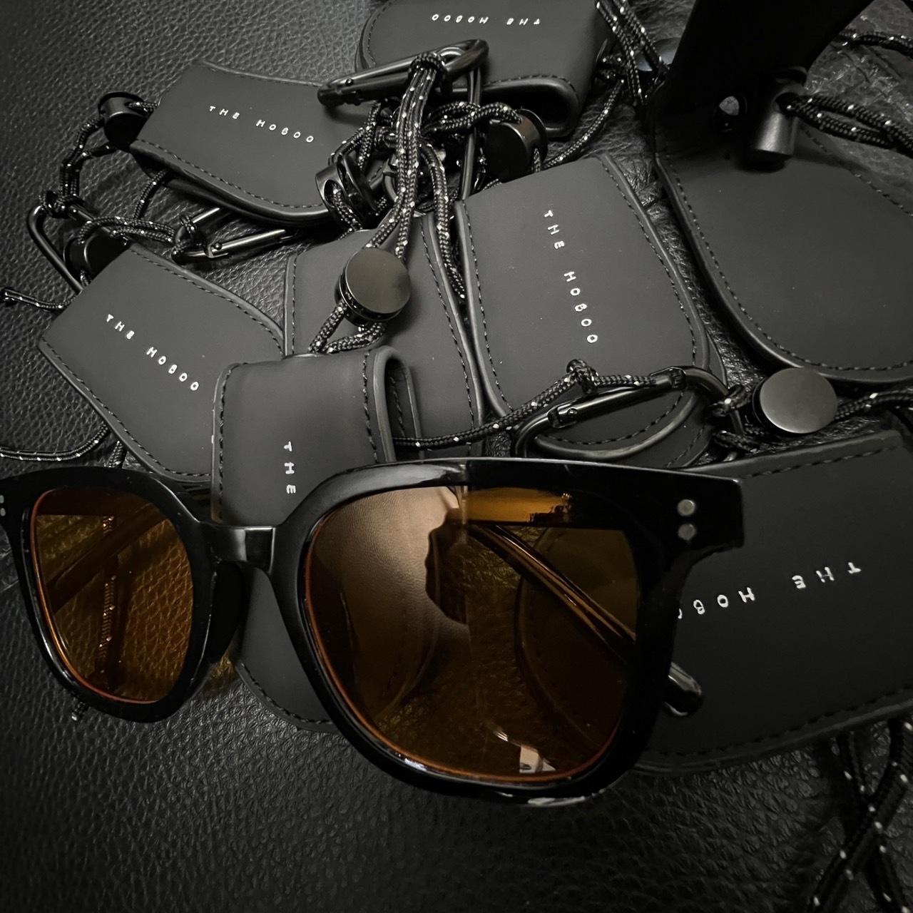 現貨|新增顏色拉!|磁吸設計掛扣帽夾/眼鏡隨身收納【SWGD1】