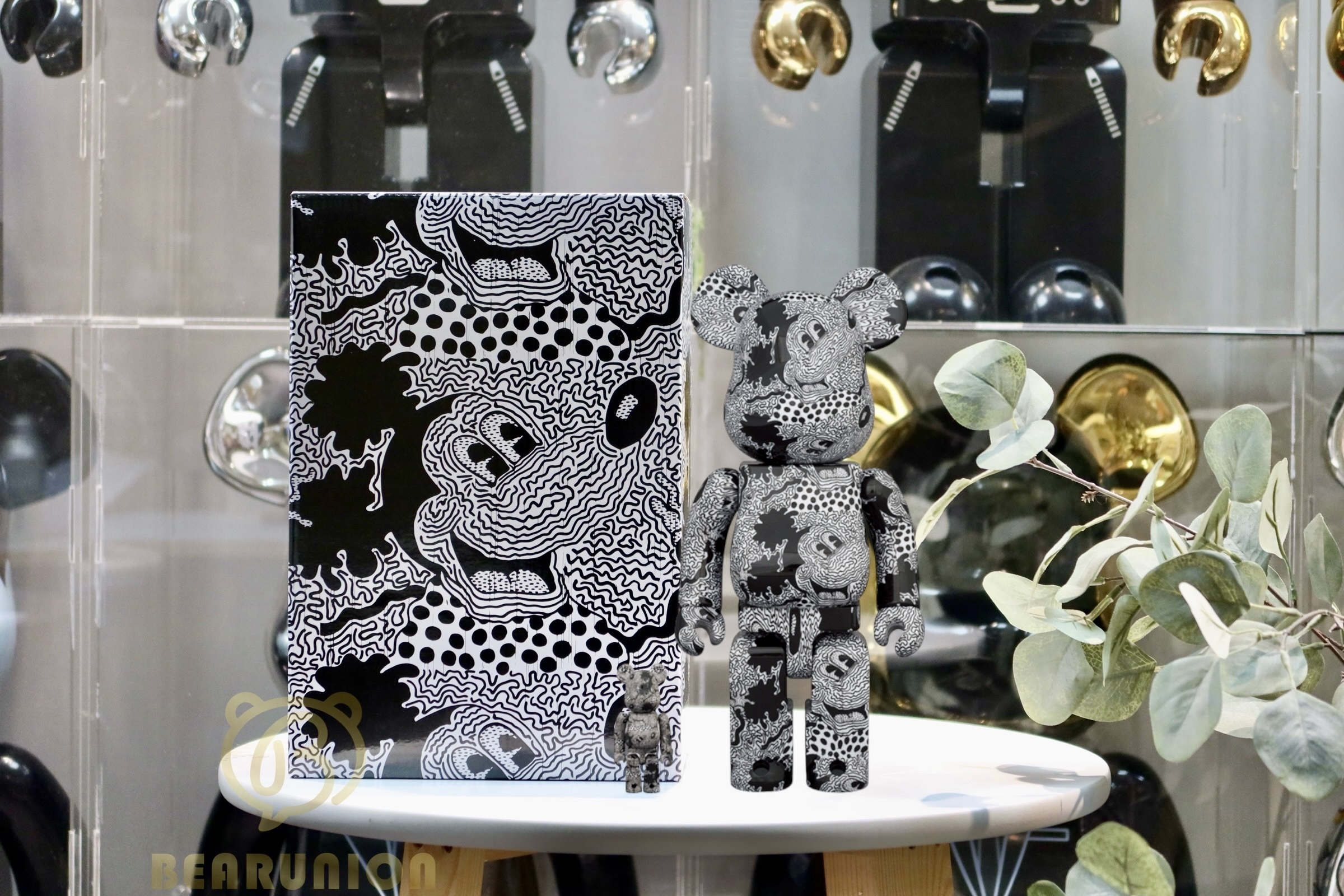 BE@RBRICK Keith Haring Mickey Mouse