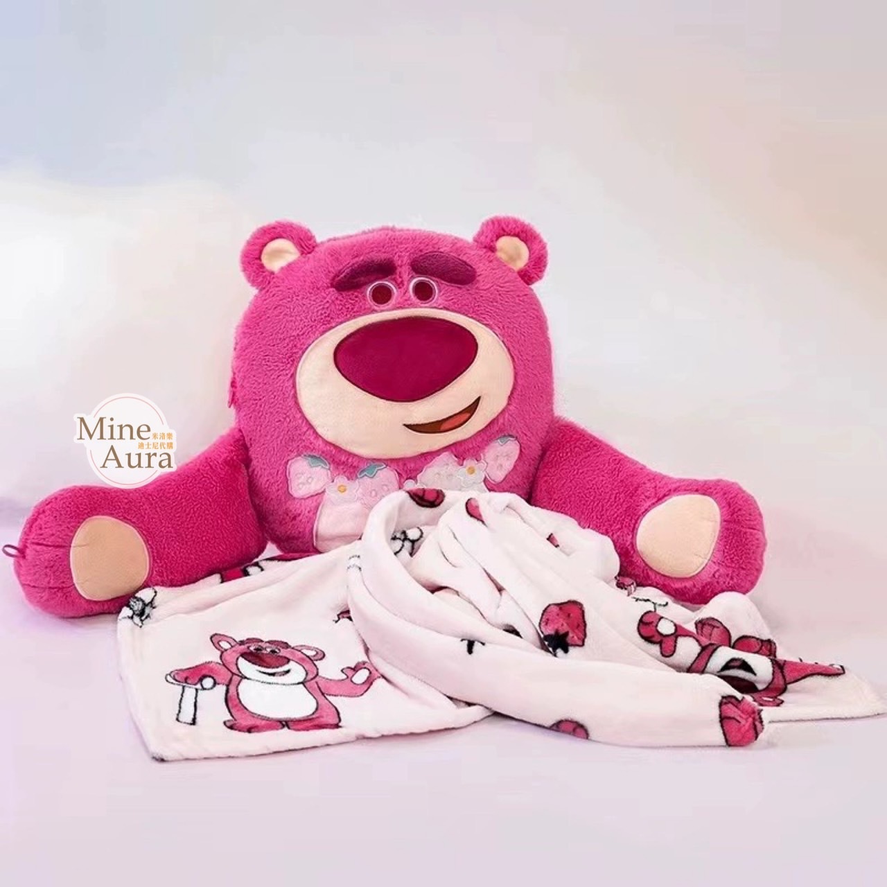 (限時特價) 甜蜜花語系列 熊抱哥 Lotso  三合一 靠墊 毛毯 毯子 玩具總動員 Toy Story -上海迪士尼樂園