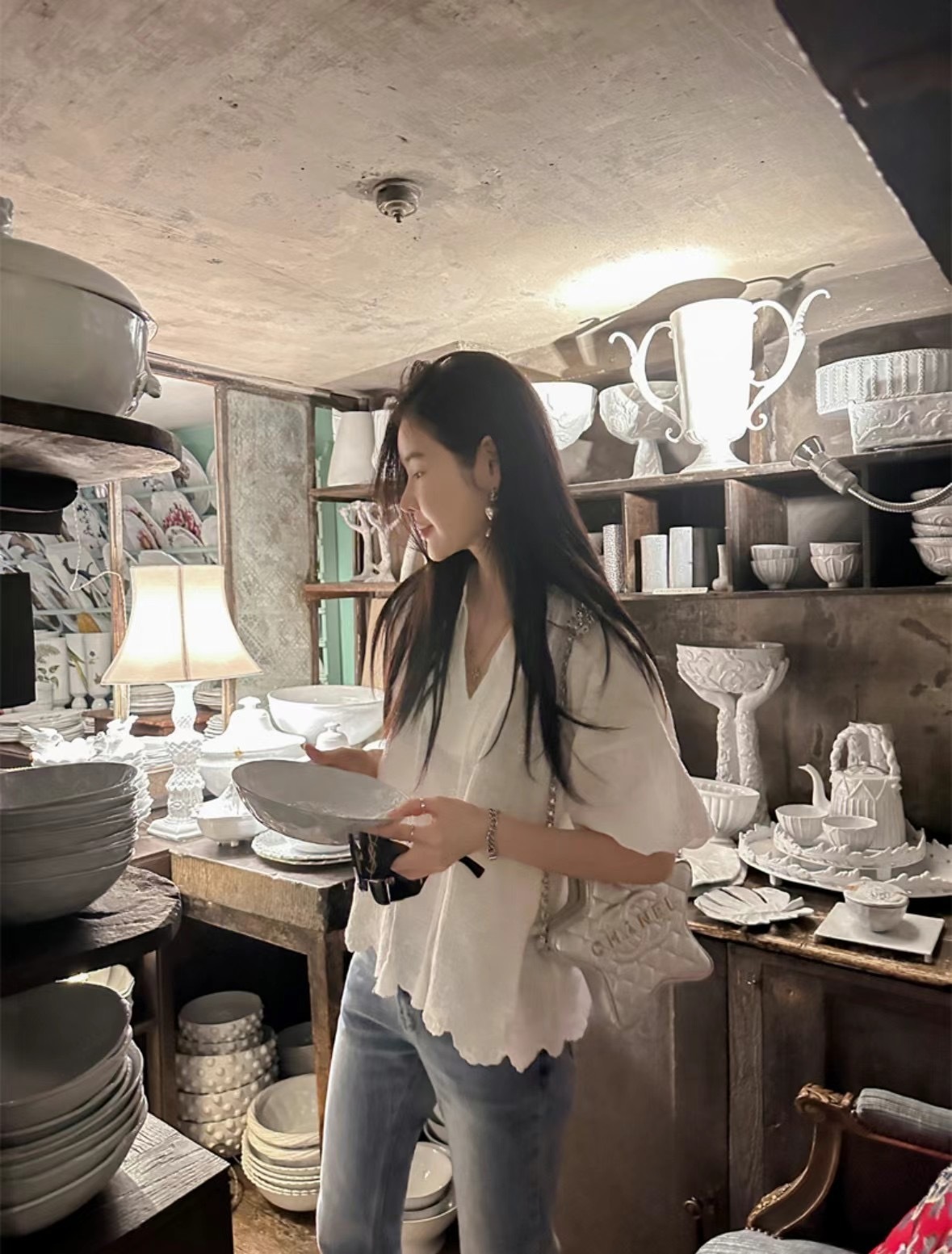 正韓花朵刺繡法式蓬袖上衣