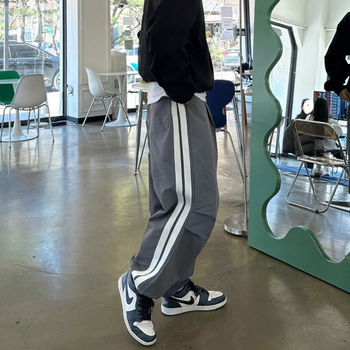 運動線條慢跑褲