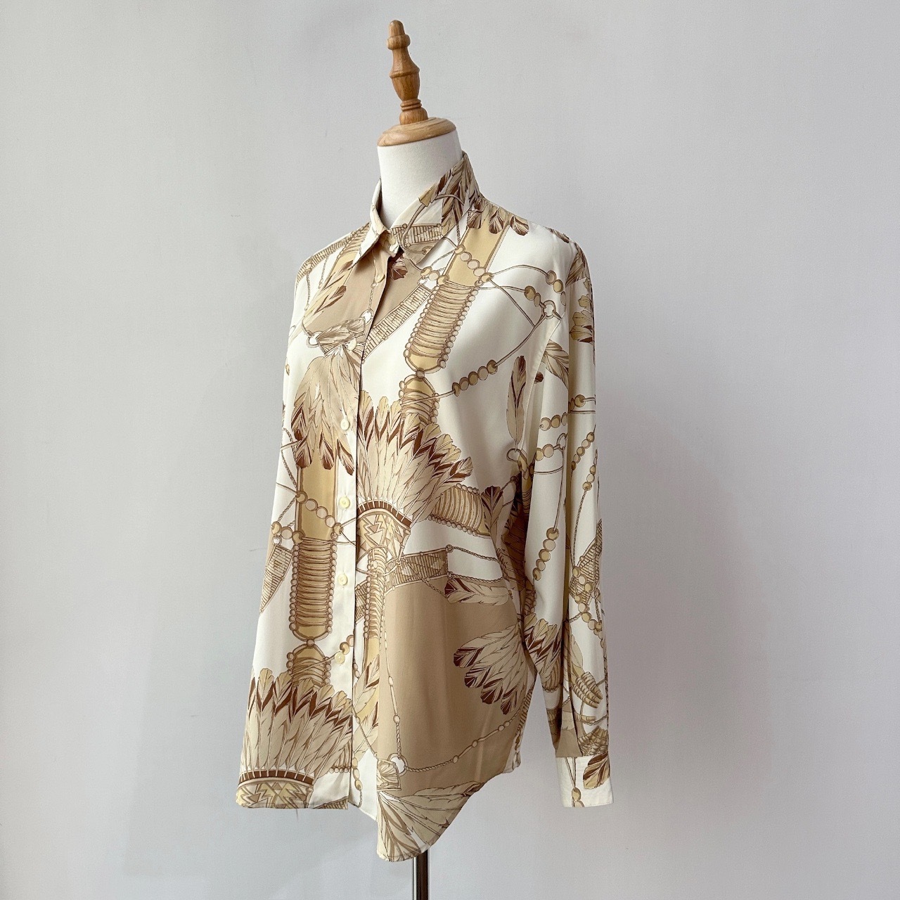 米白色巴洛克風古著上衣