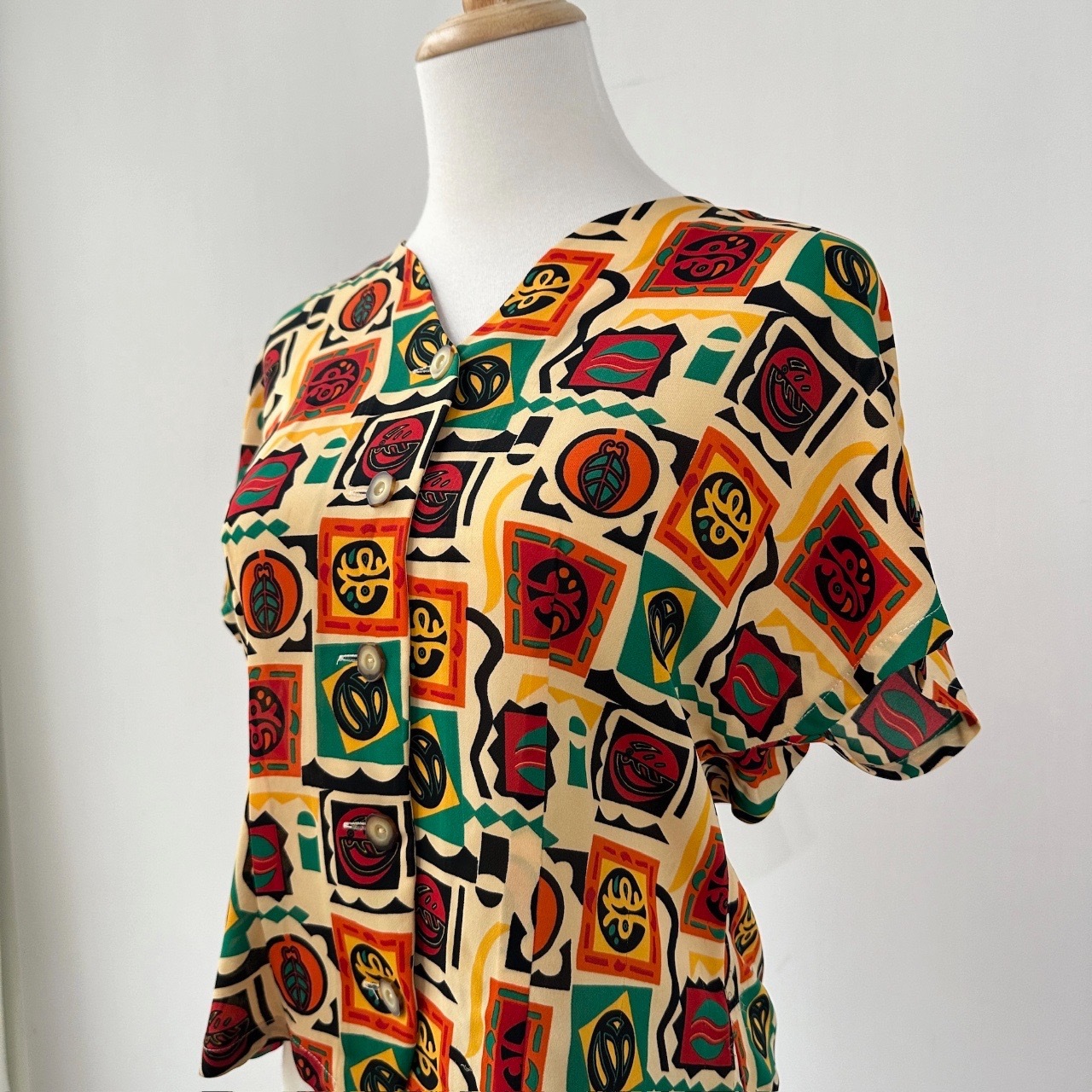 七彩圖案蝙蝠袖古著上衣