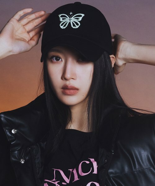 NICK&NICOLE - VINTAGE BUTTERFLY BLINK BALL CAP (BLACK)