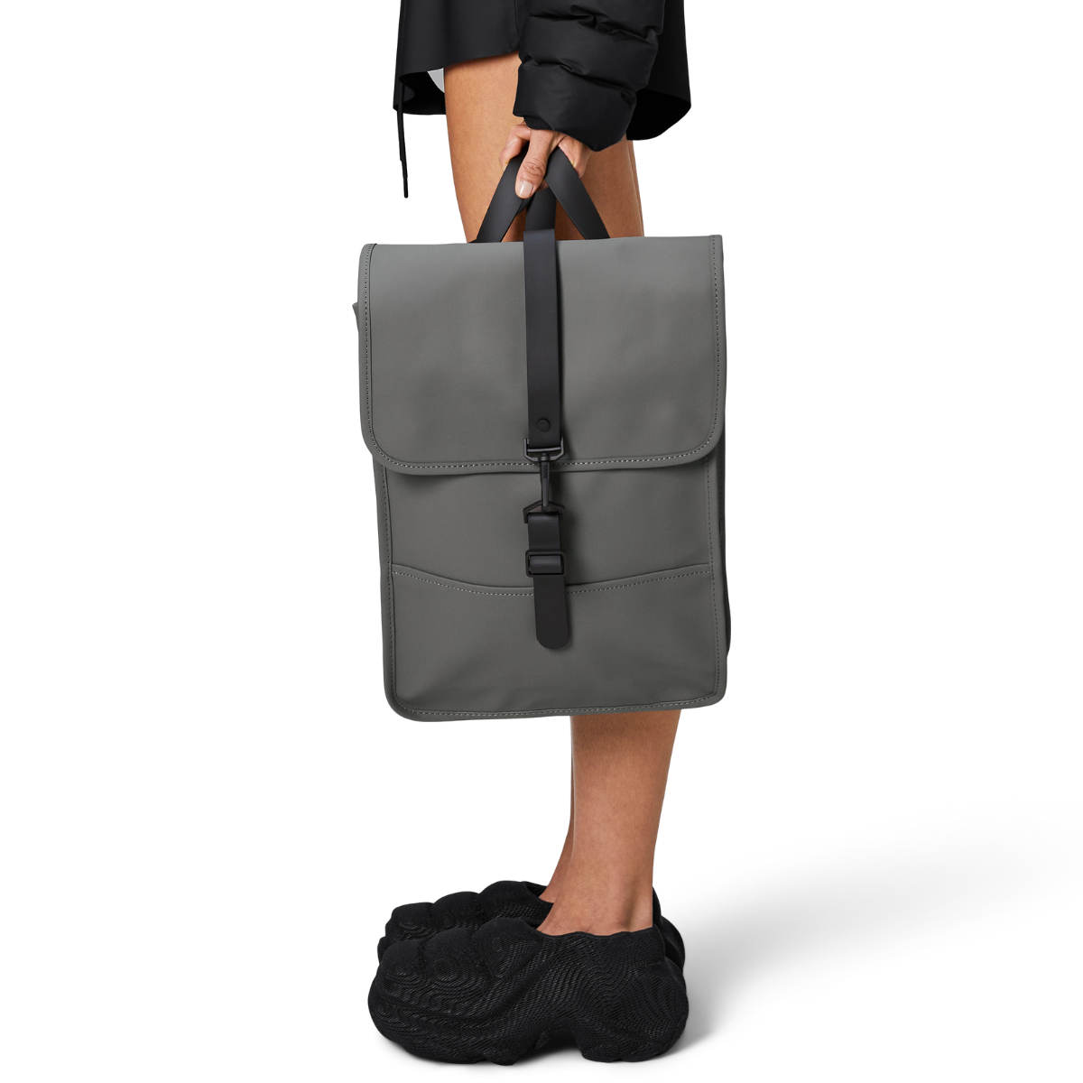 Rains Backpack Mini 經典防水小型雙肩背長型背包